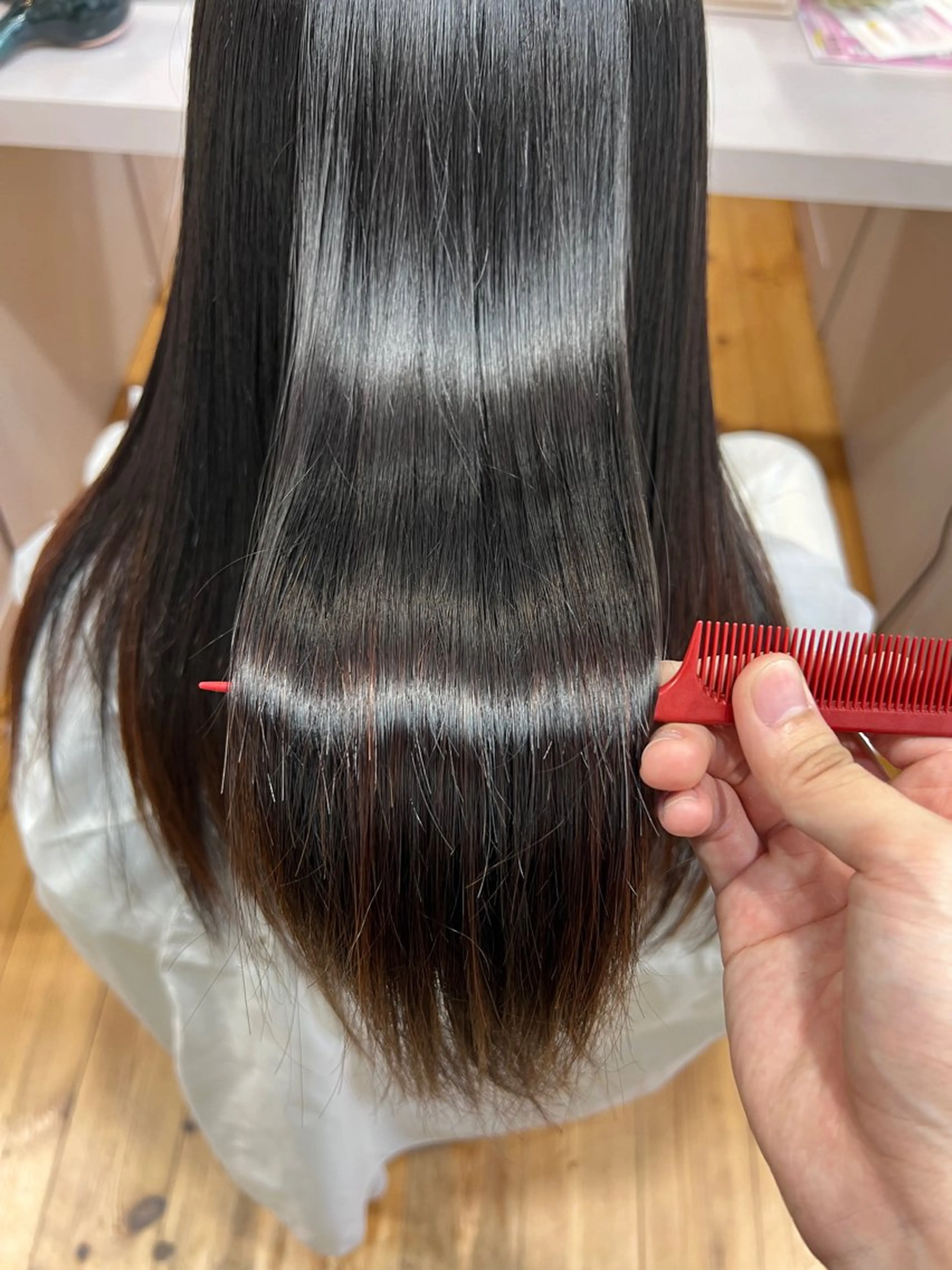 ロング 佐藤 翔空【艶 カラー/縮毛矯正】のヘアスタイル