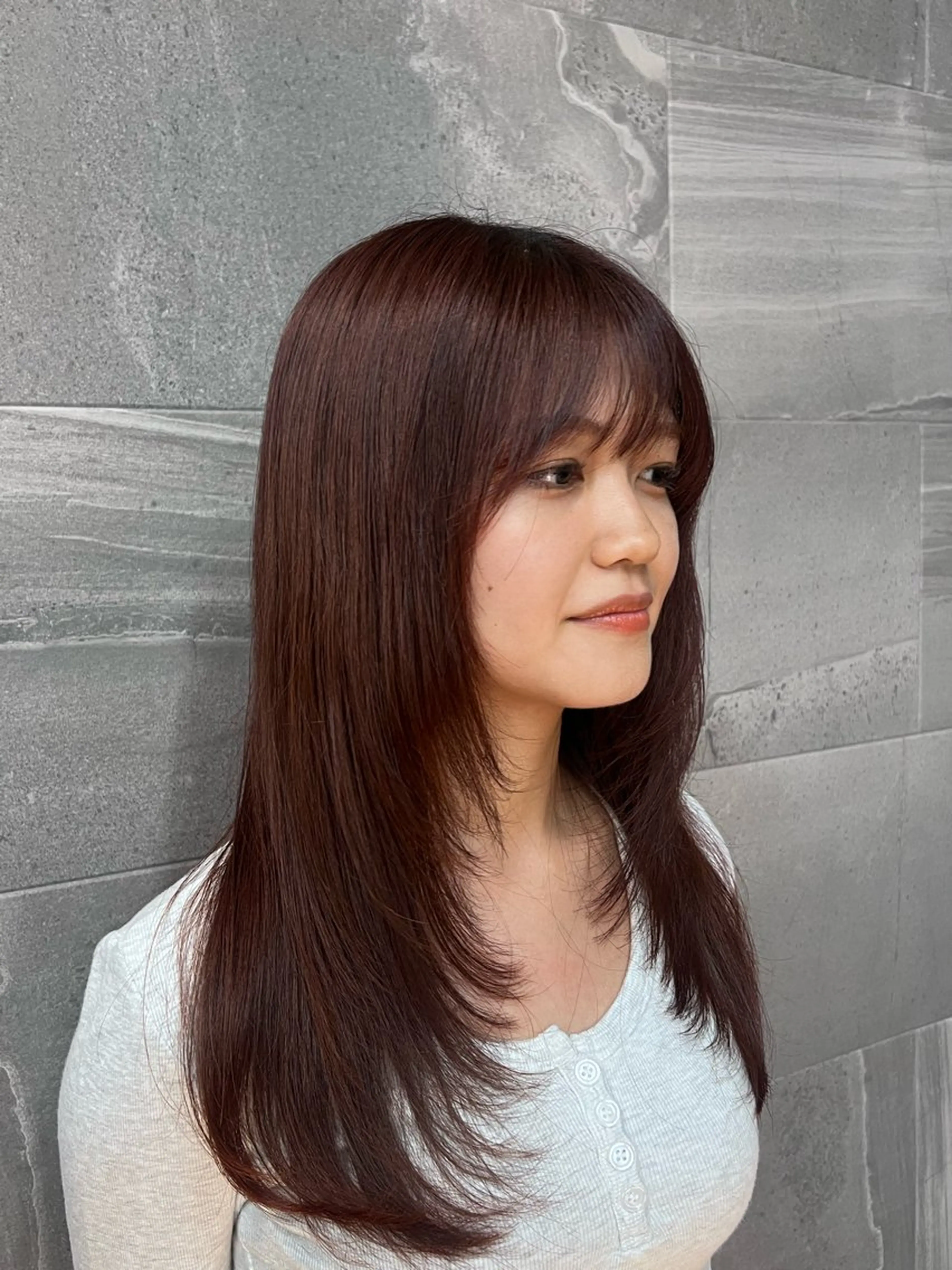 ミディアム レイヤーカット カット トリートメント 山中 欧輔のヘアスタイル