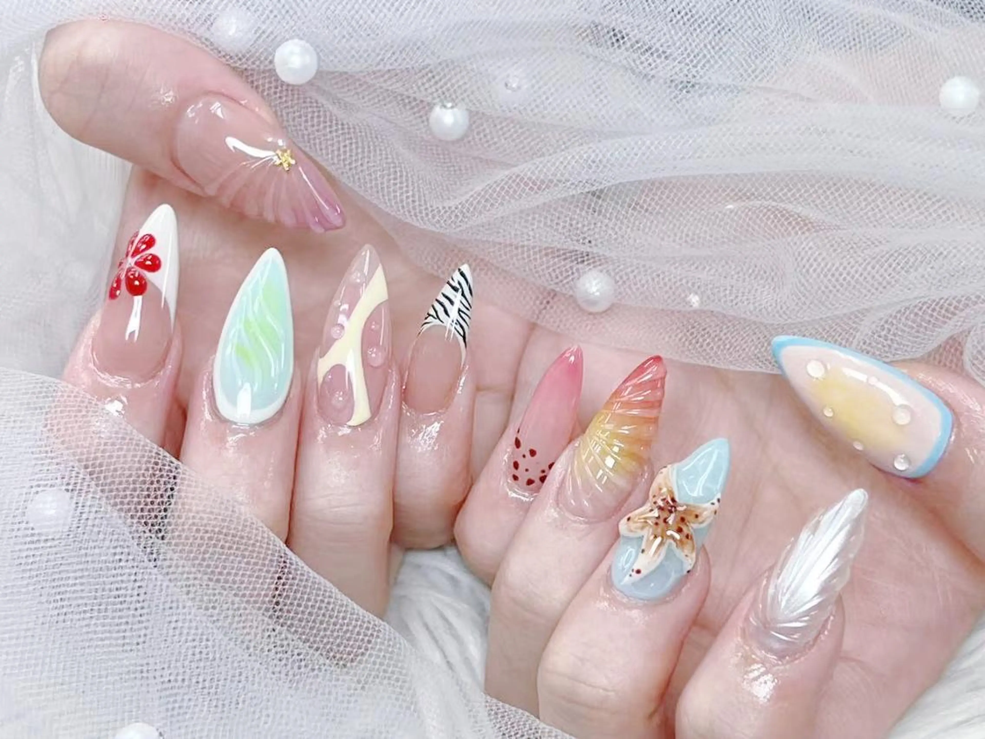 メンズ ネイル メンズ韓国風 アートネイル フレンチネイル ジェルネイル キラキラネイル ハンドネイル フットネイル Bloom kabukiのネイルデザイン