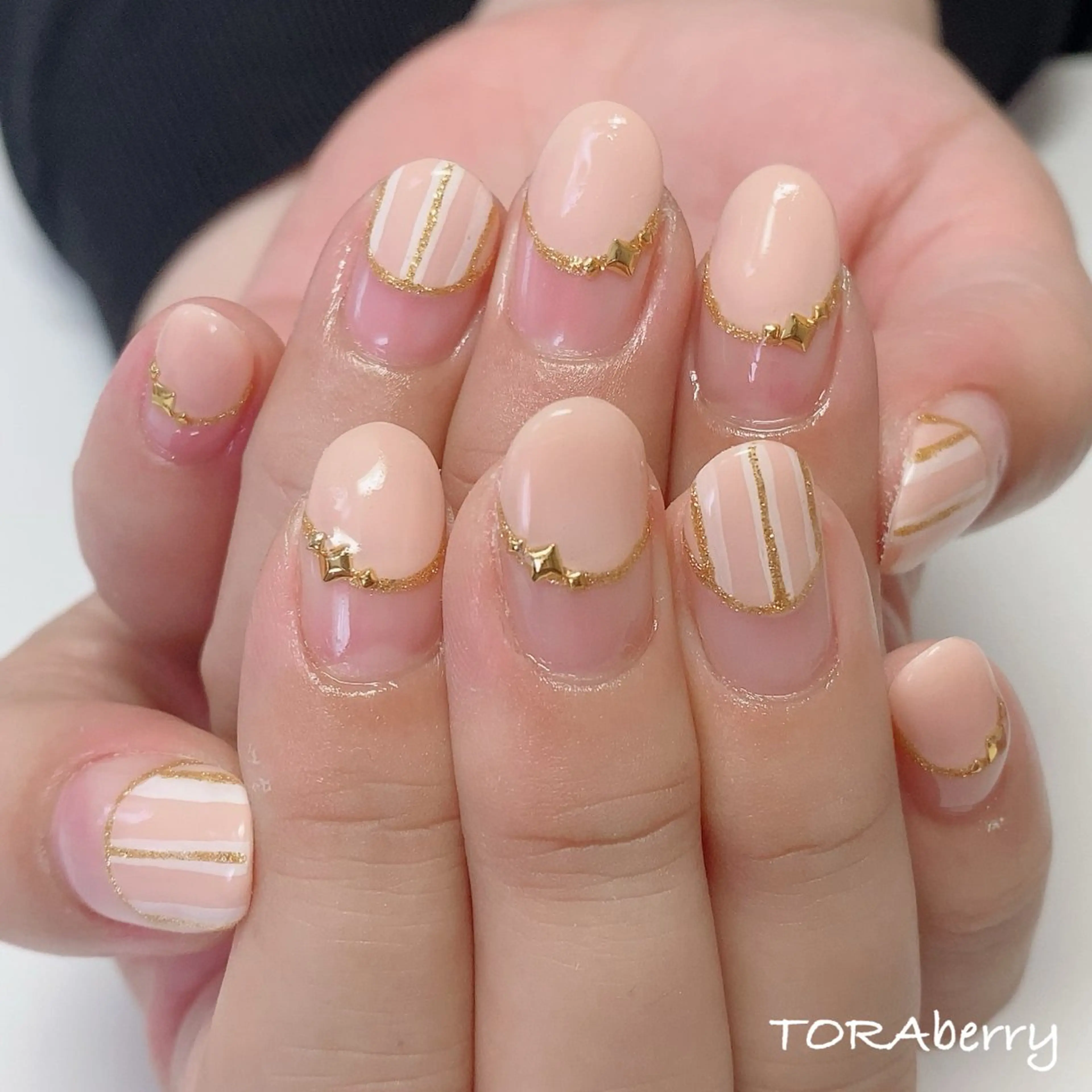 ネイル ハンドネイル ネイリスト なつみのネイルデザイン