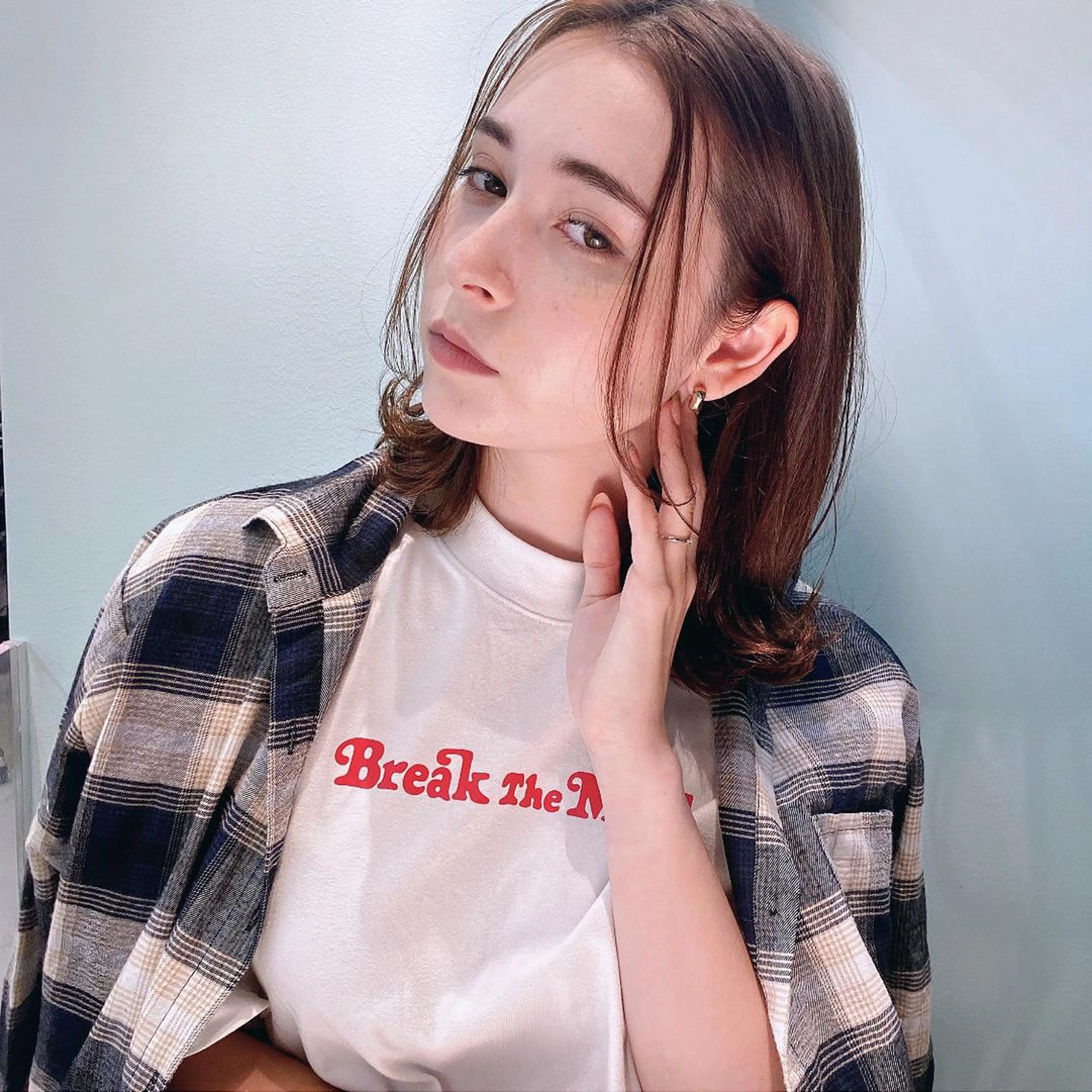 ミディアム カラー カット ヘアカラー トリートメント 岡野 静華のヘアスタイル