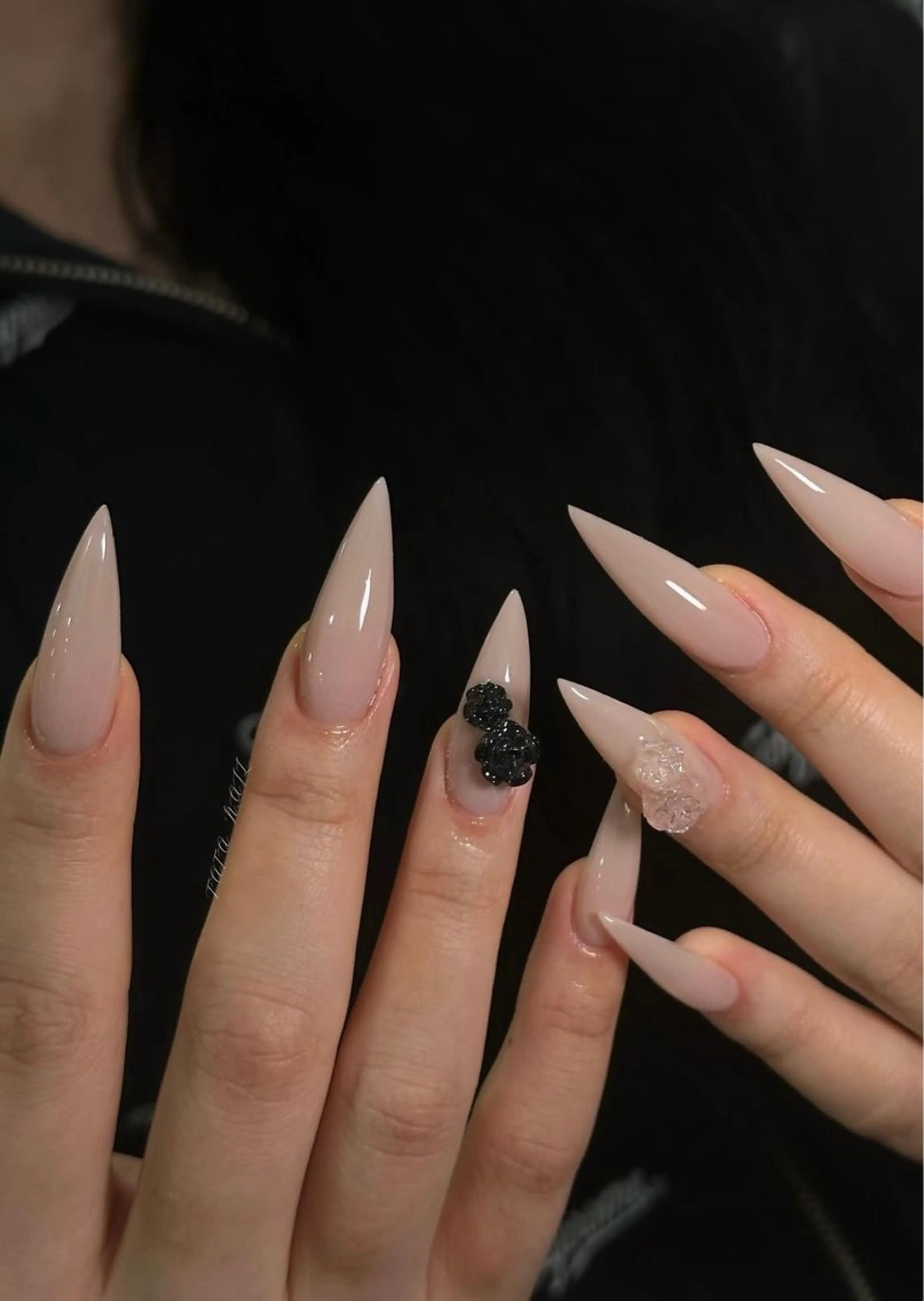 ネイル アートネイル ジェルネイル パラジェル ストーンネイル NiJi Nailsのネイルデザイン