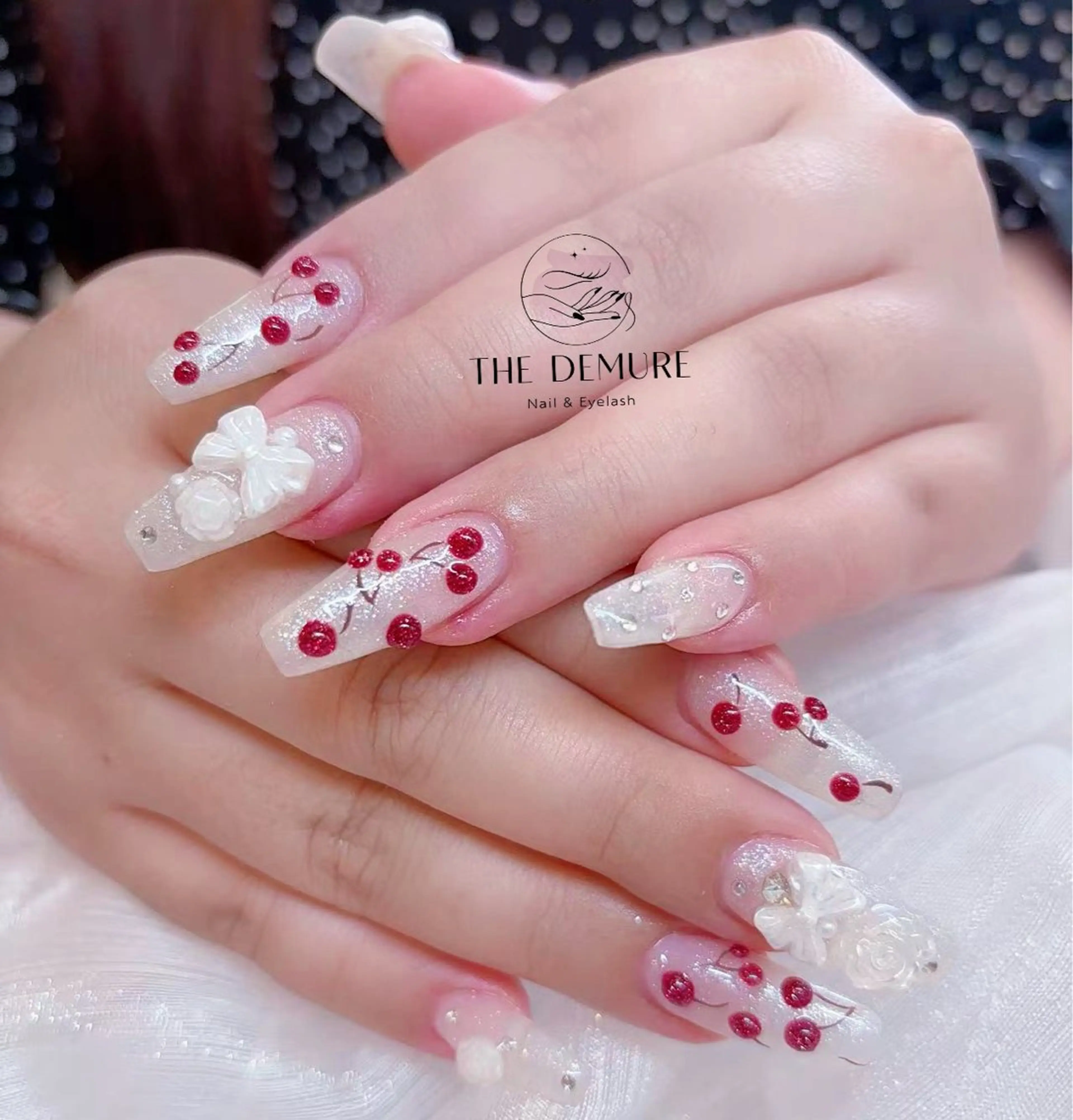 ネイル アートネイル 韓国ネイル マグネットネイル オフィスネイル スカルプネイル ハンドネイル ハンドケア NailDemure 【銀座店】のネイルデザイン