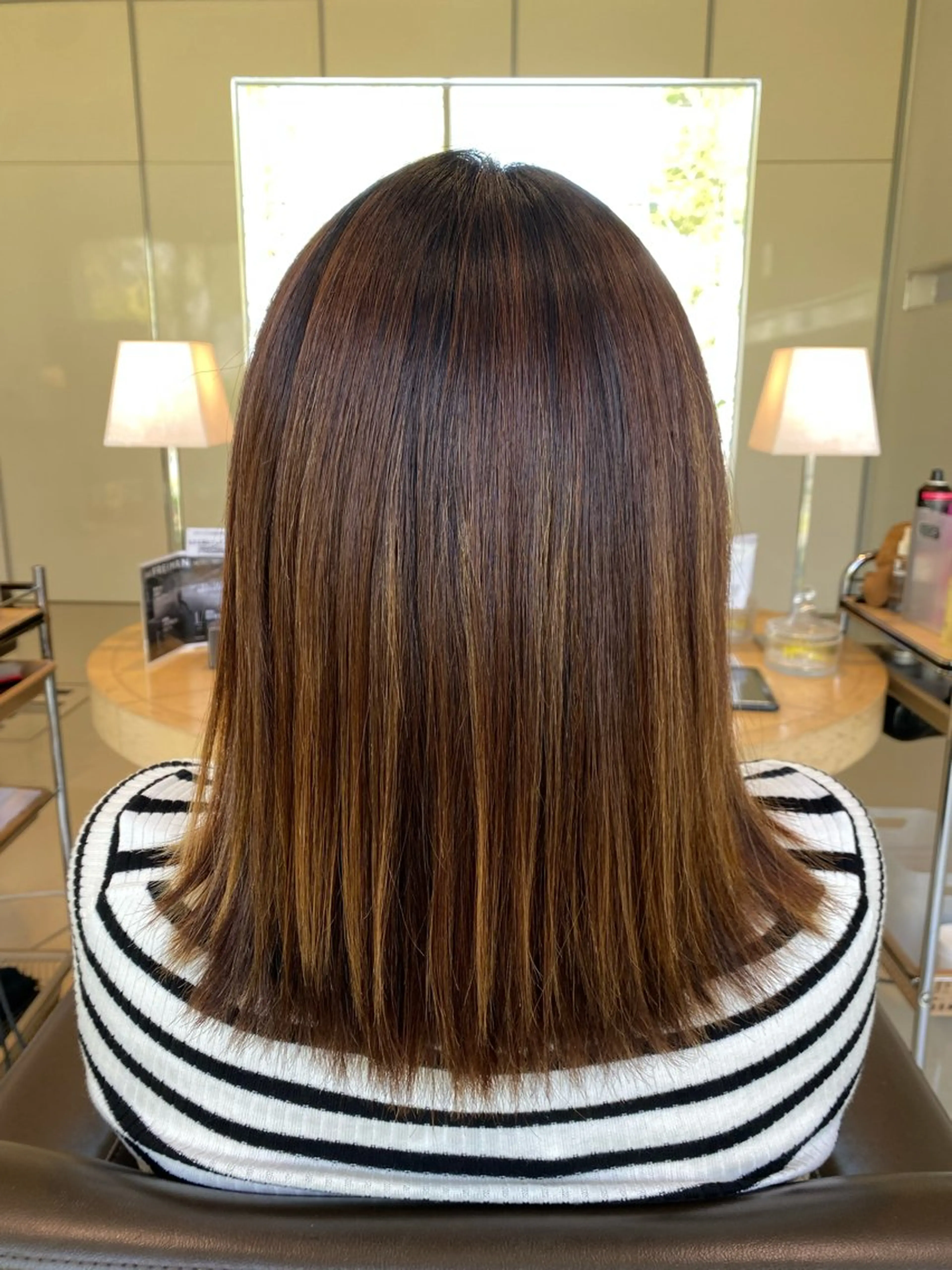 ミディアム 高本 明日香のヘアスタイル