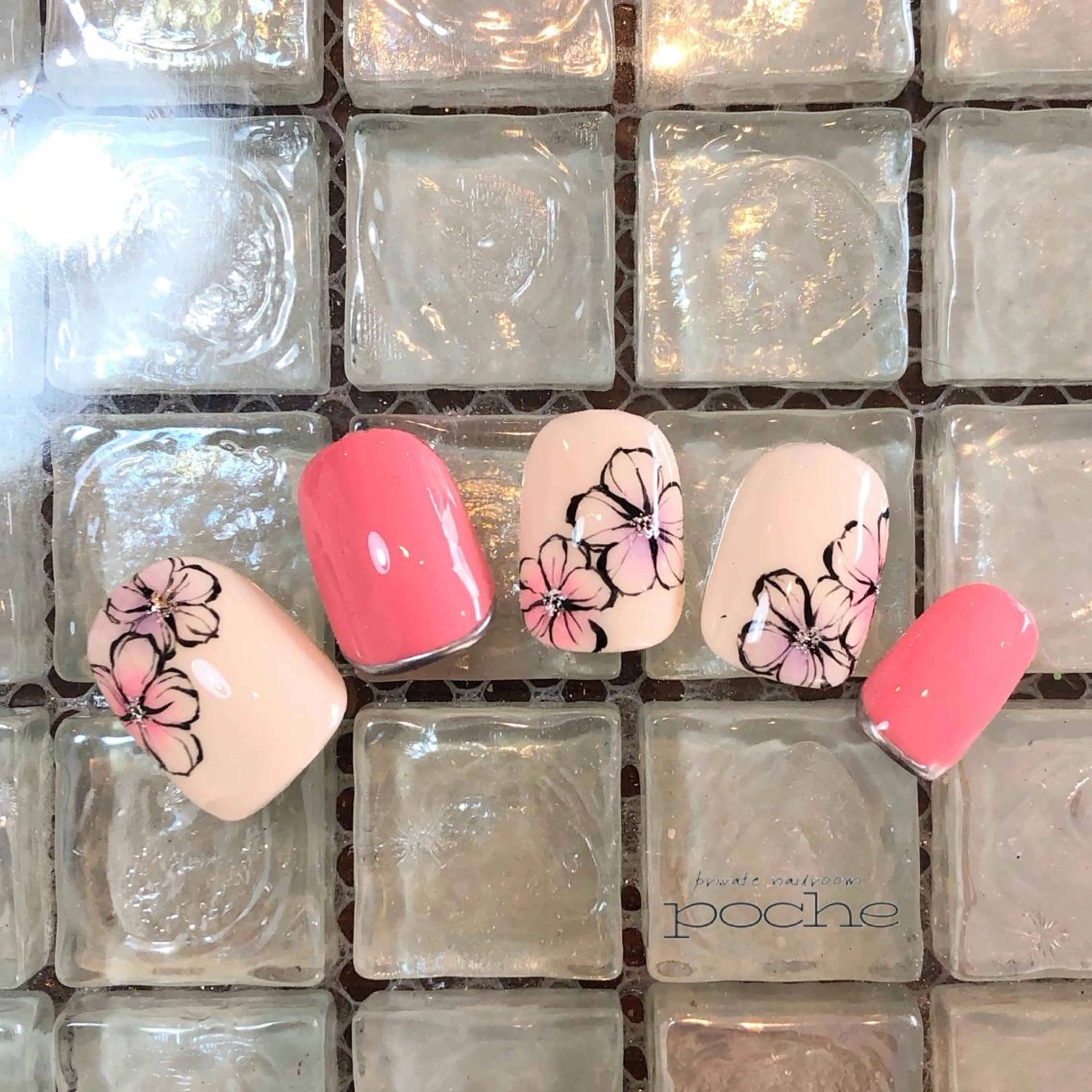 ネイル フラワーネイル シンプルネイル ハンドネイル 工藤 理恵のネイルデザイン