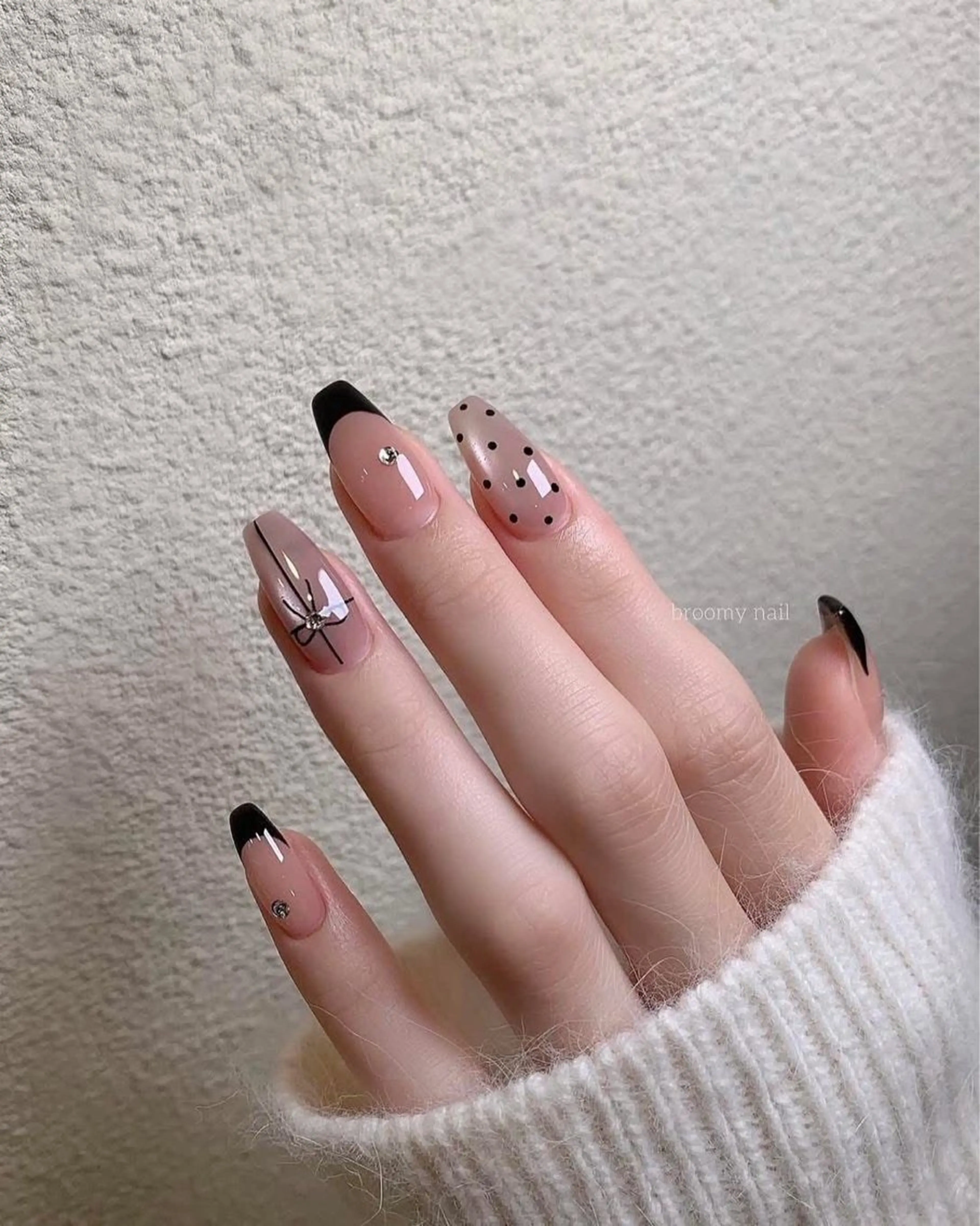 ネイル フレンチネイル キラキラネイル 韓国ネイル シンプルネイル ワンホンネイル ハンドネイル MEI Nailのネイルデザイン