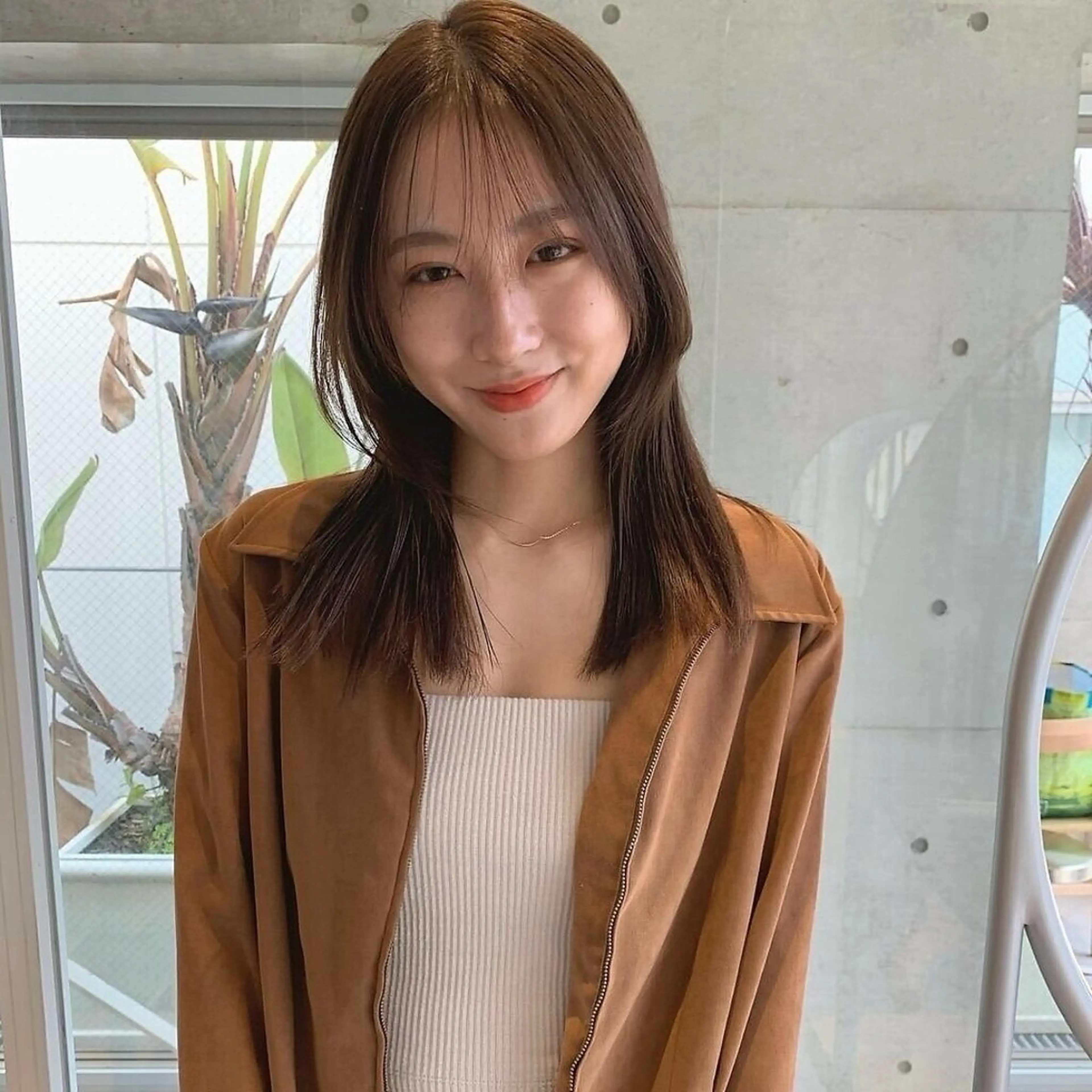 セミロング 星野 花月のヘアスタイル