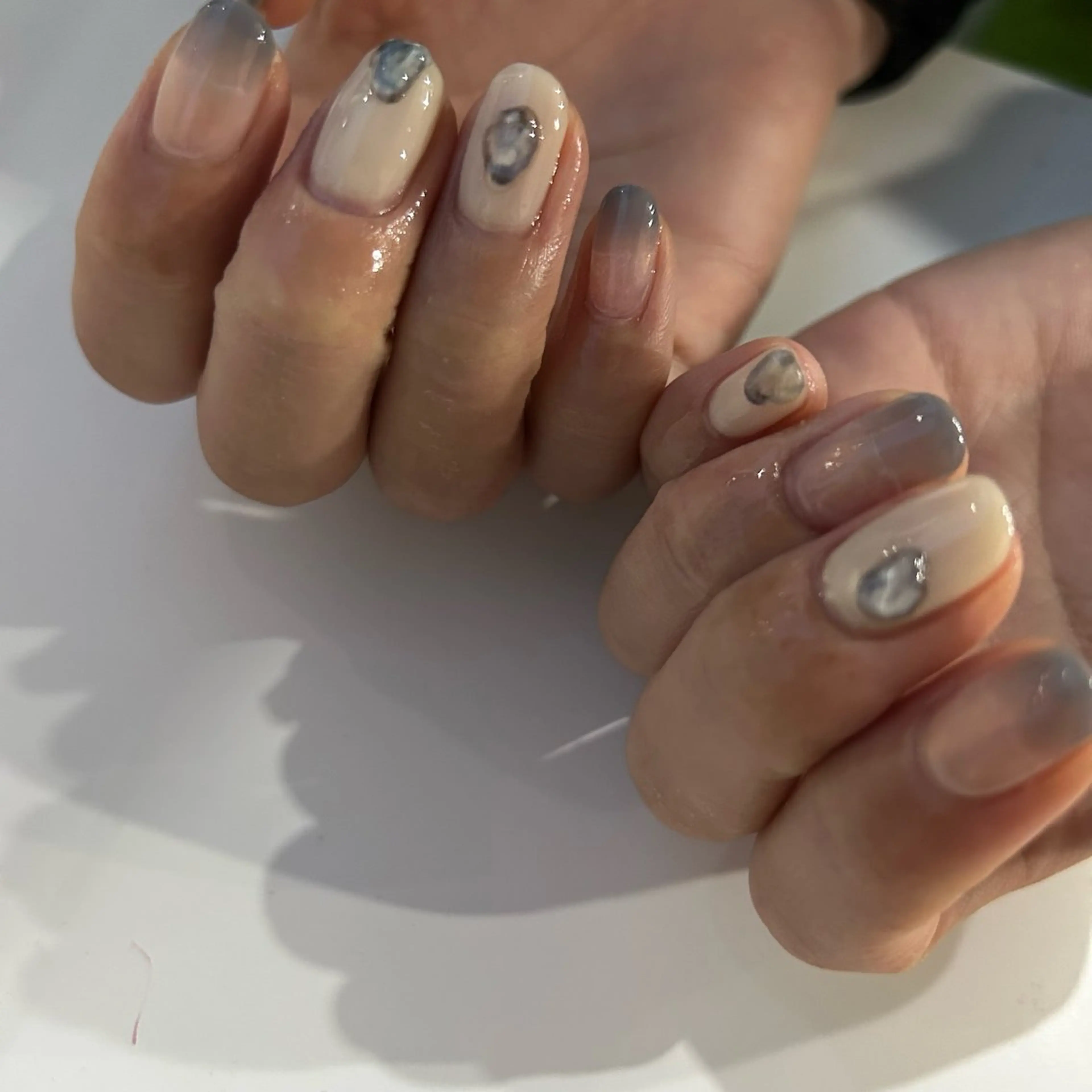 ネイル 秋吉 蒼唯のネイルデザイン
