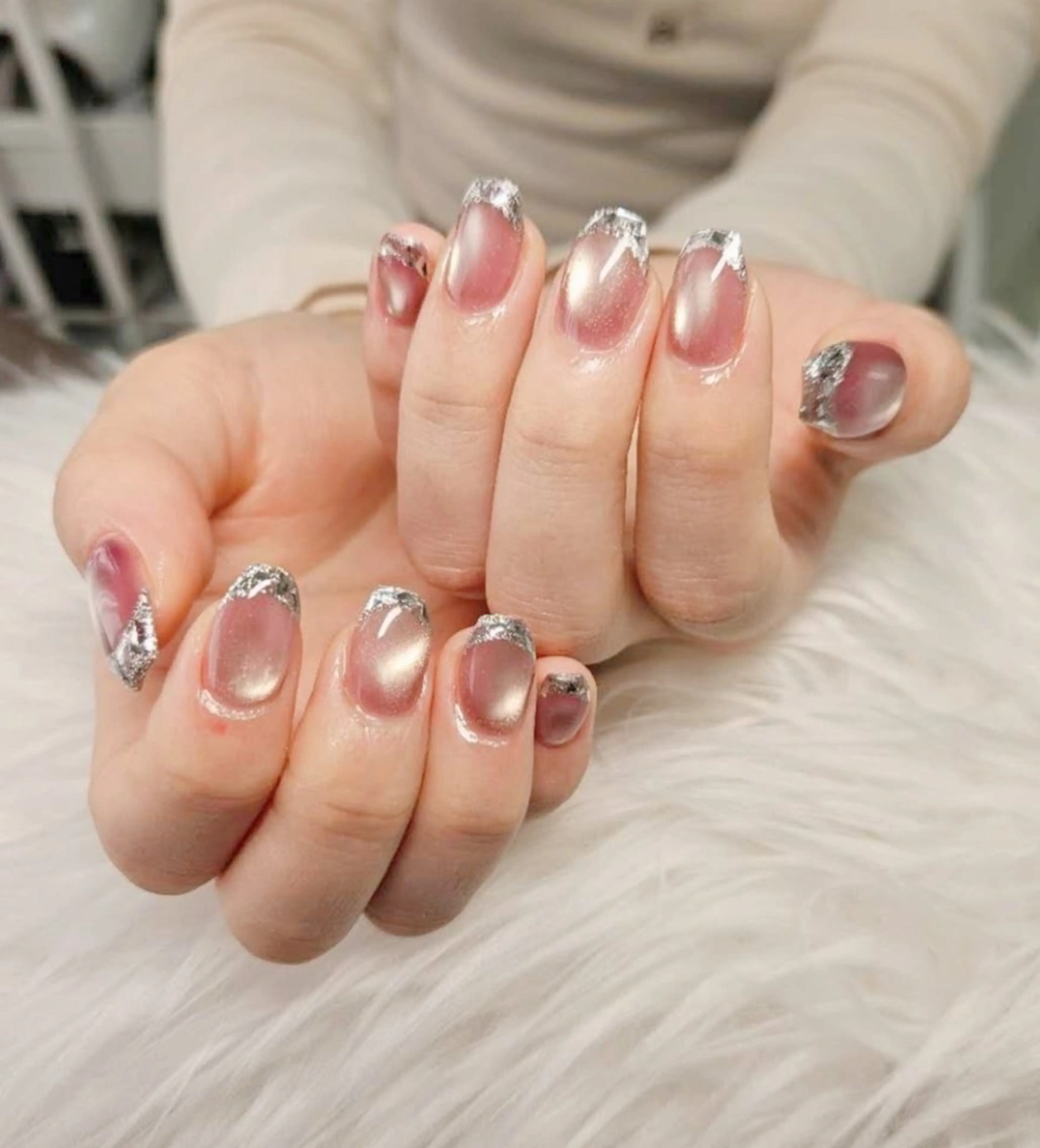 ネイル マグネットネイル ハンドネイル Beaubie  nailサロンのネイルデザイン
