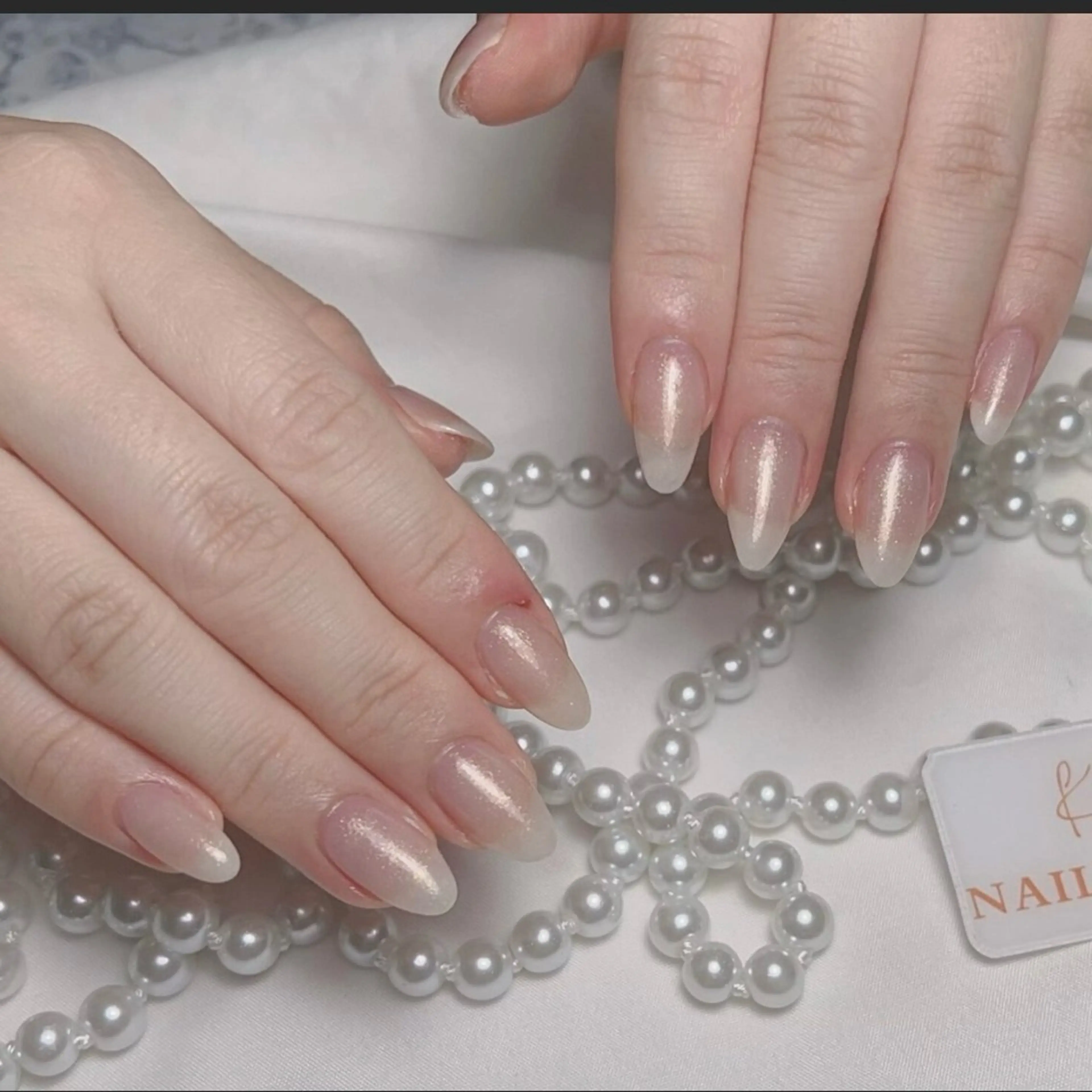 ネイル アートネイル フレンチネイル ジェルネイル グラデーション 韓国ネイル ハンドネイル 💕鈴木ユリ パラジェル/オフ無料のネイルデザイン