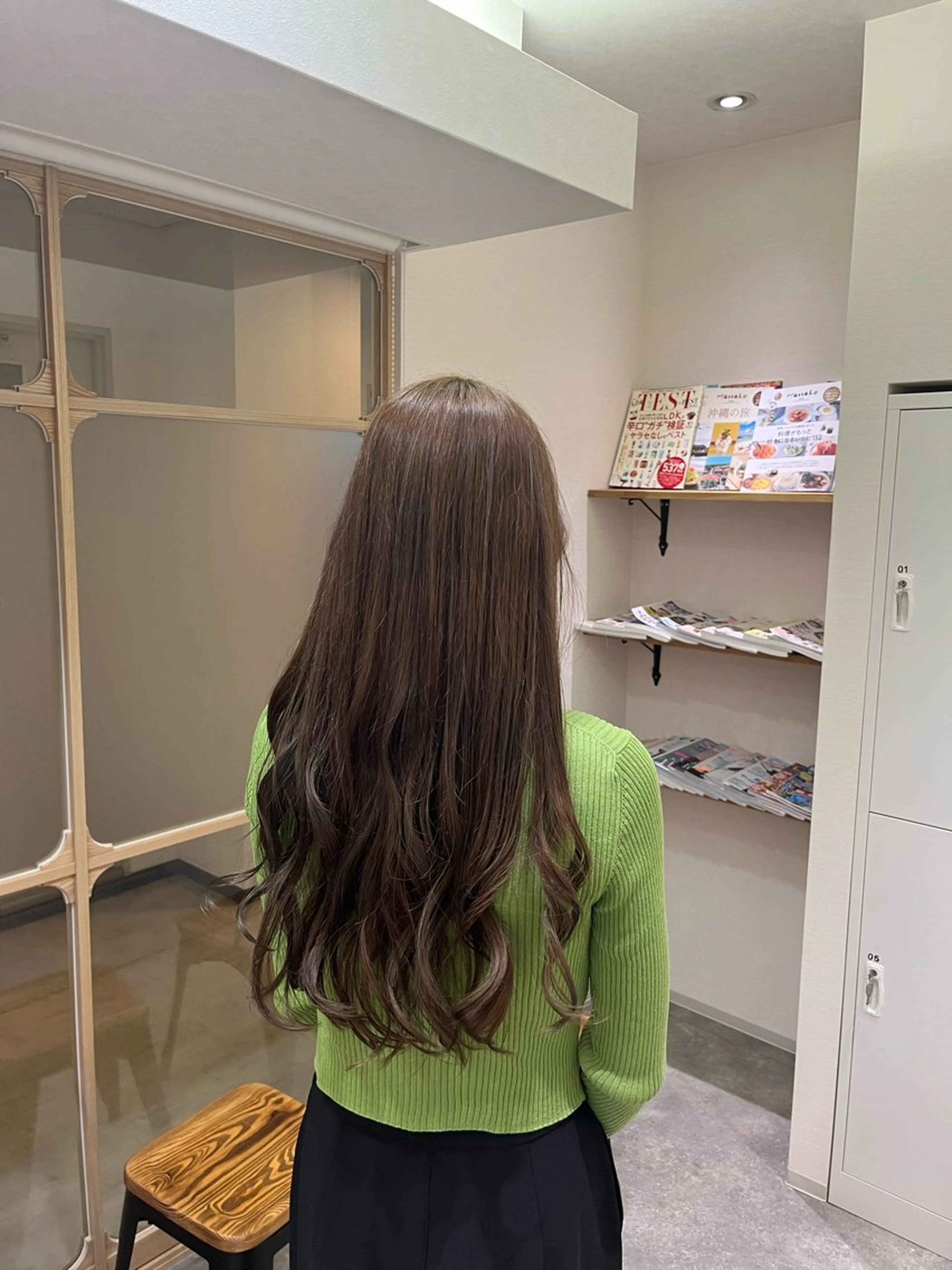 ロング LORAN 寺田のヘアスタイル