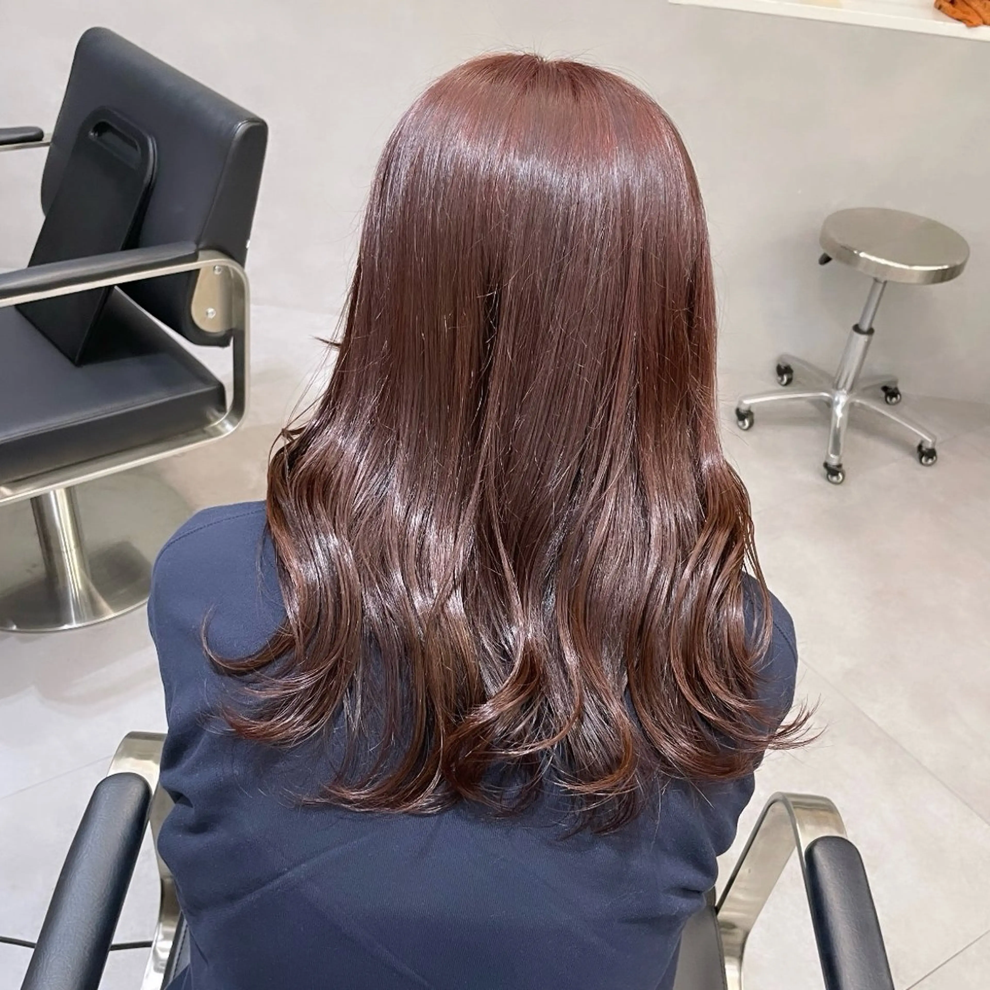 セミロング カラー ブリーチ ブラウンカラー カシス ブリーチなしカラー ヘアカラー Rui/透明感カラー 暖色/レイヤーカットのヘアスタイル