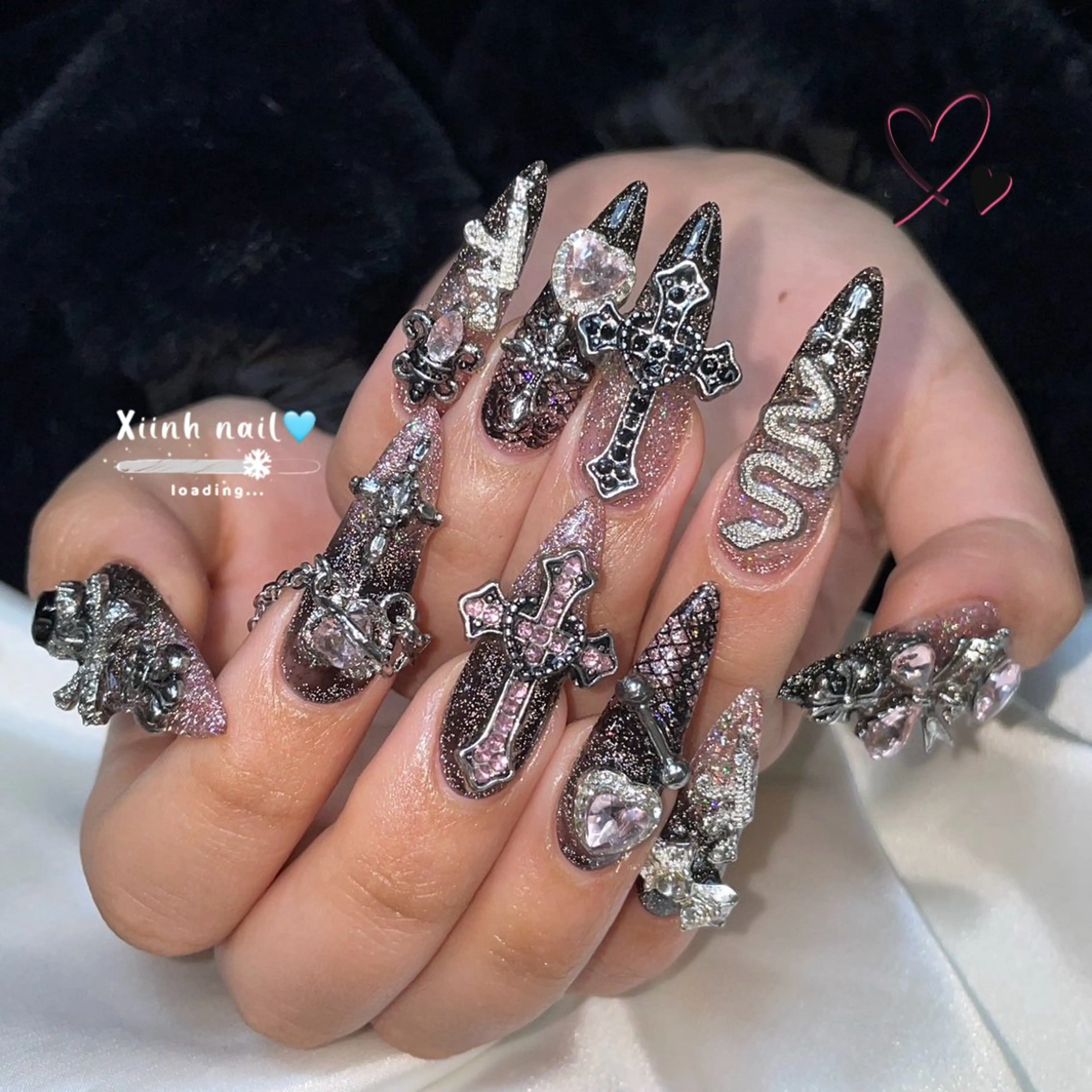 ネイル ブラウン チークネイル 桜ネイル 長さ出し フットネイル ハンドネイル XIINH NAIL SALONのネイルデザイン