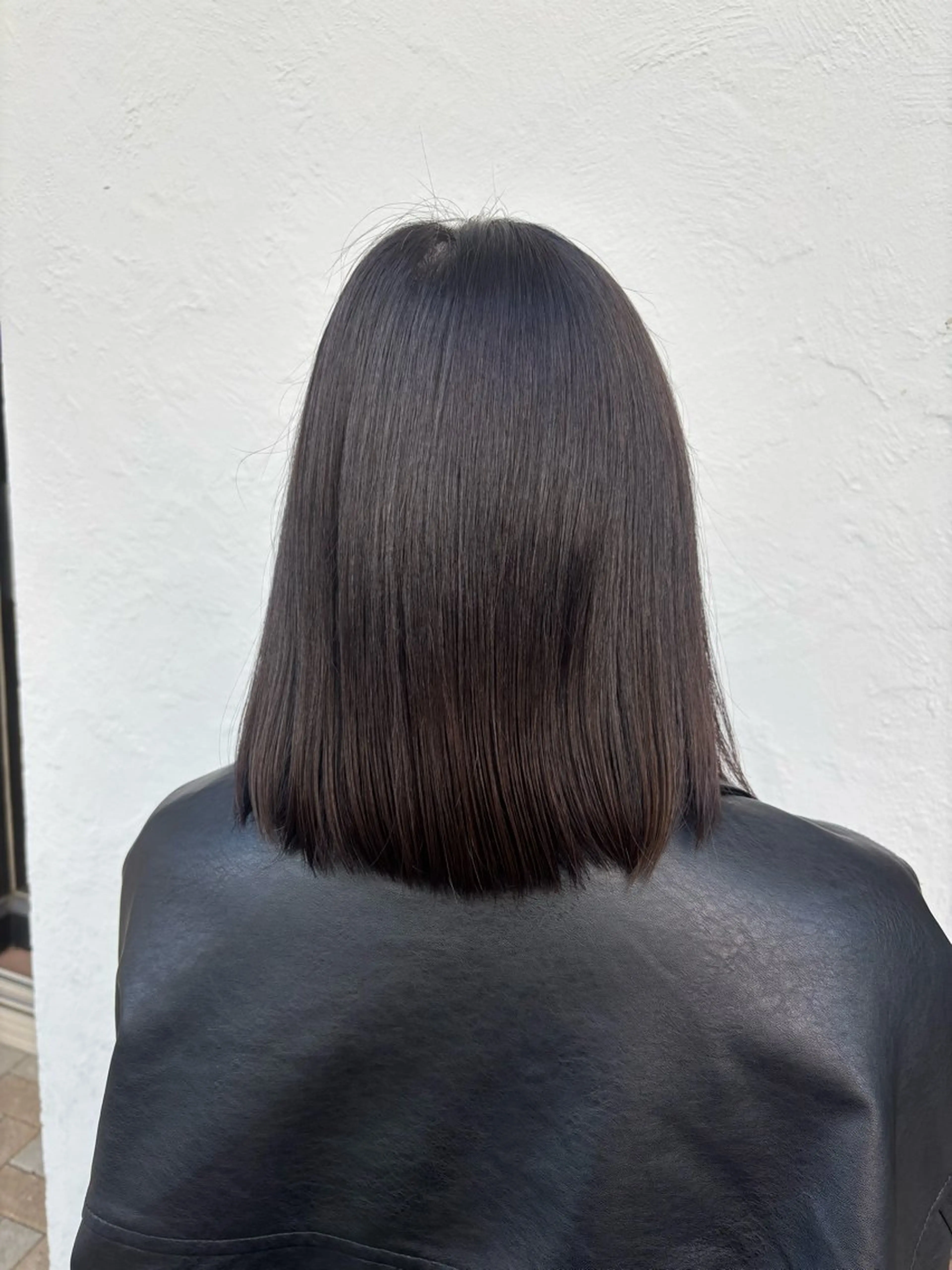 カラー ヘアカラー トリートメント しおり🍬 KOKORO🤍のヘアスタイル