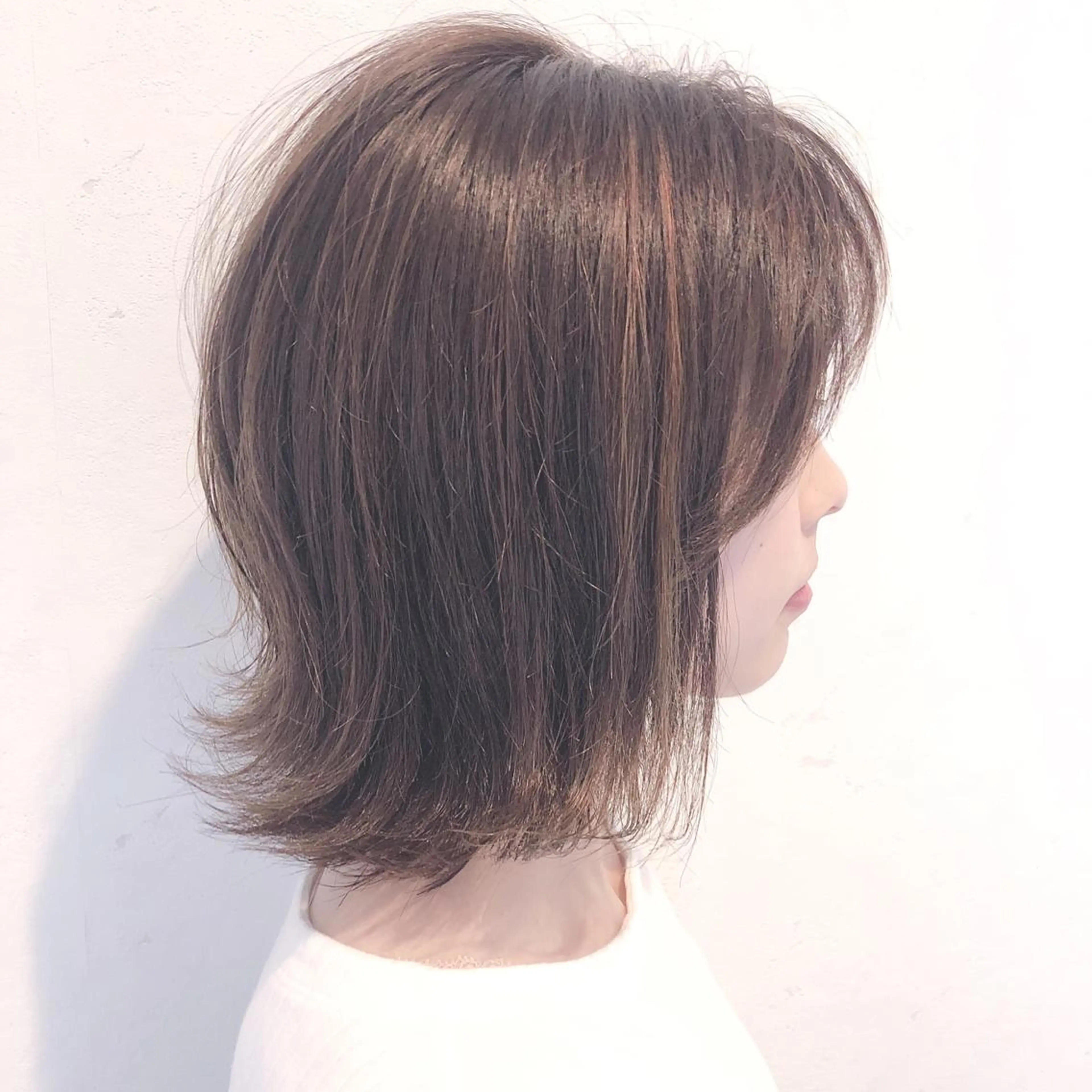 ミディアム カラー 伊藤 さやかのヘアスタイル