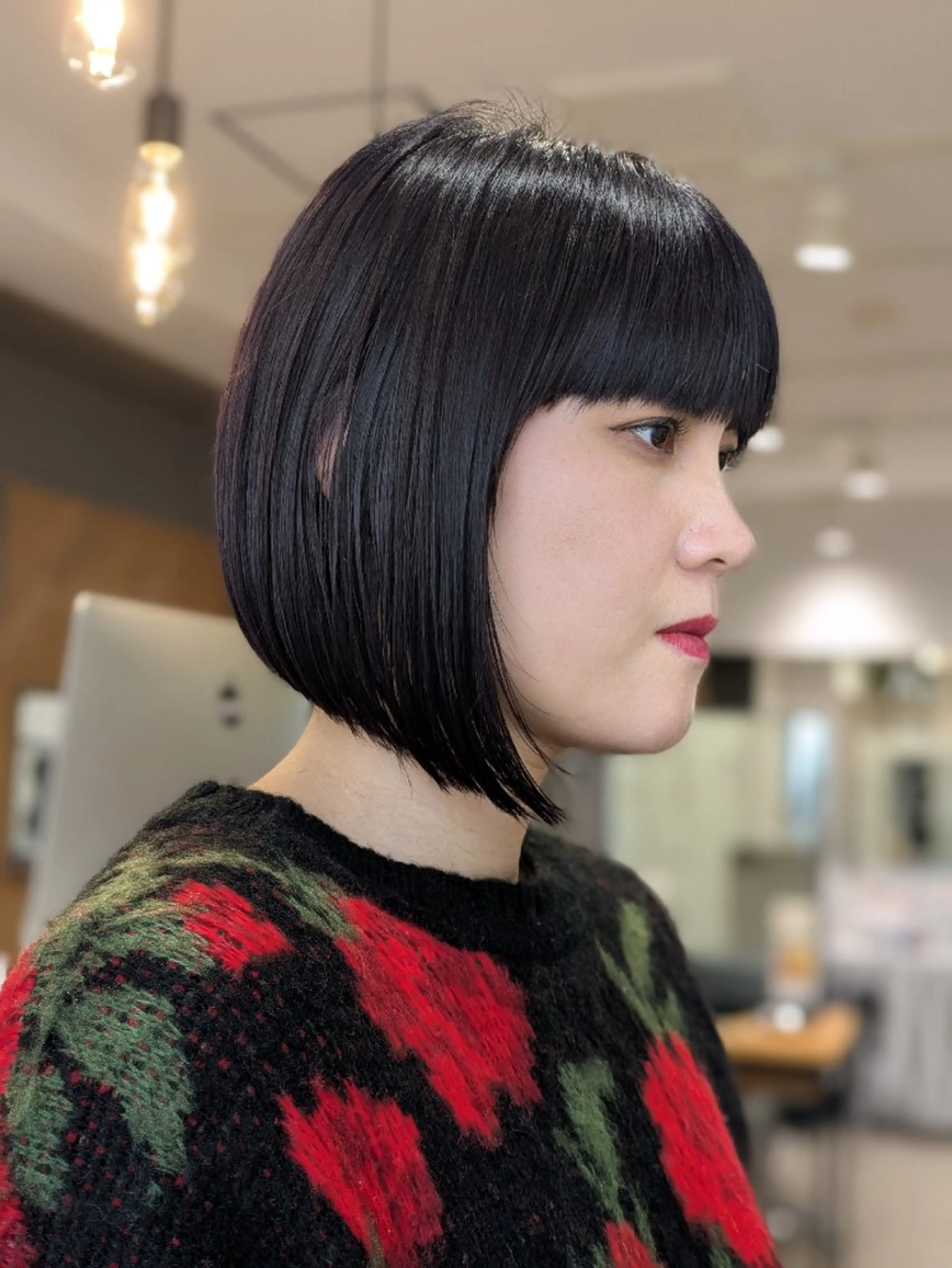 ショート カラー 黒髪 ネイビーカラー ボブ 浅野 翔馬のヘアスタイル