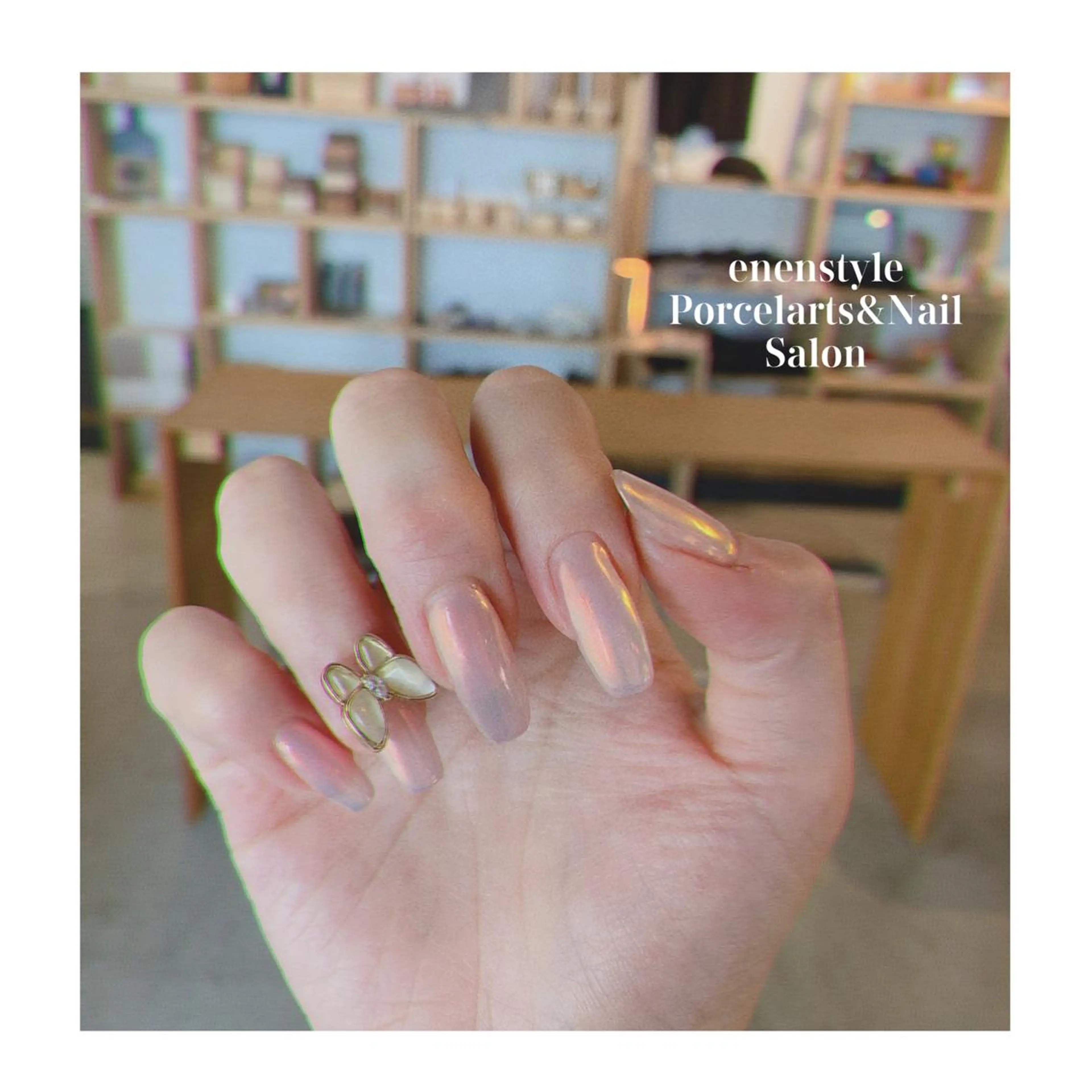 ミディアム ネイル 👑enen style👑のネイルデザイン