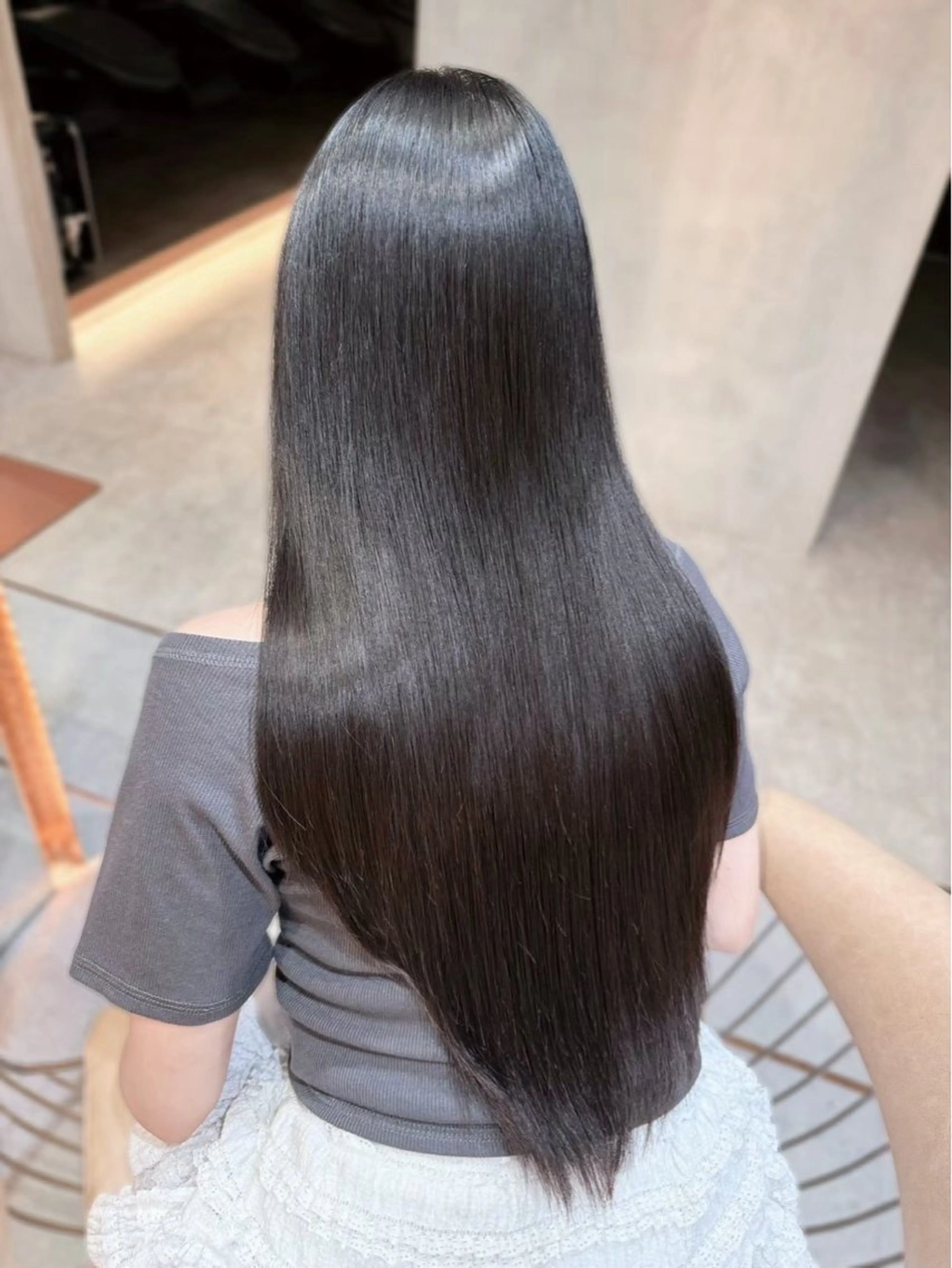 ロング 縮毛矯正 有薗 梨々香のヘアスタイル