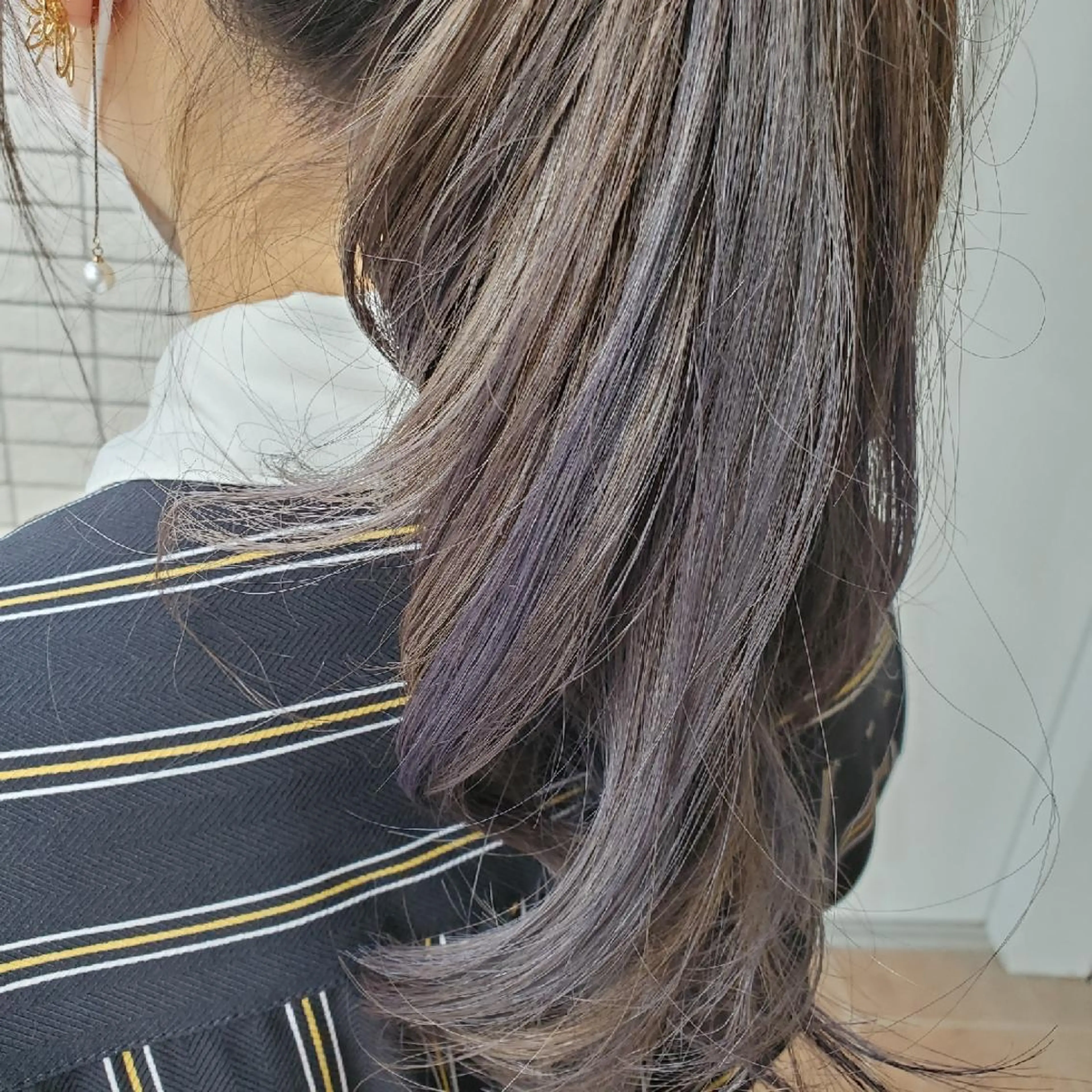 セミロング カラー グラデーションカラー ネイビーカラー 堀 凌紀のヘアスタイル