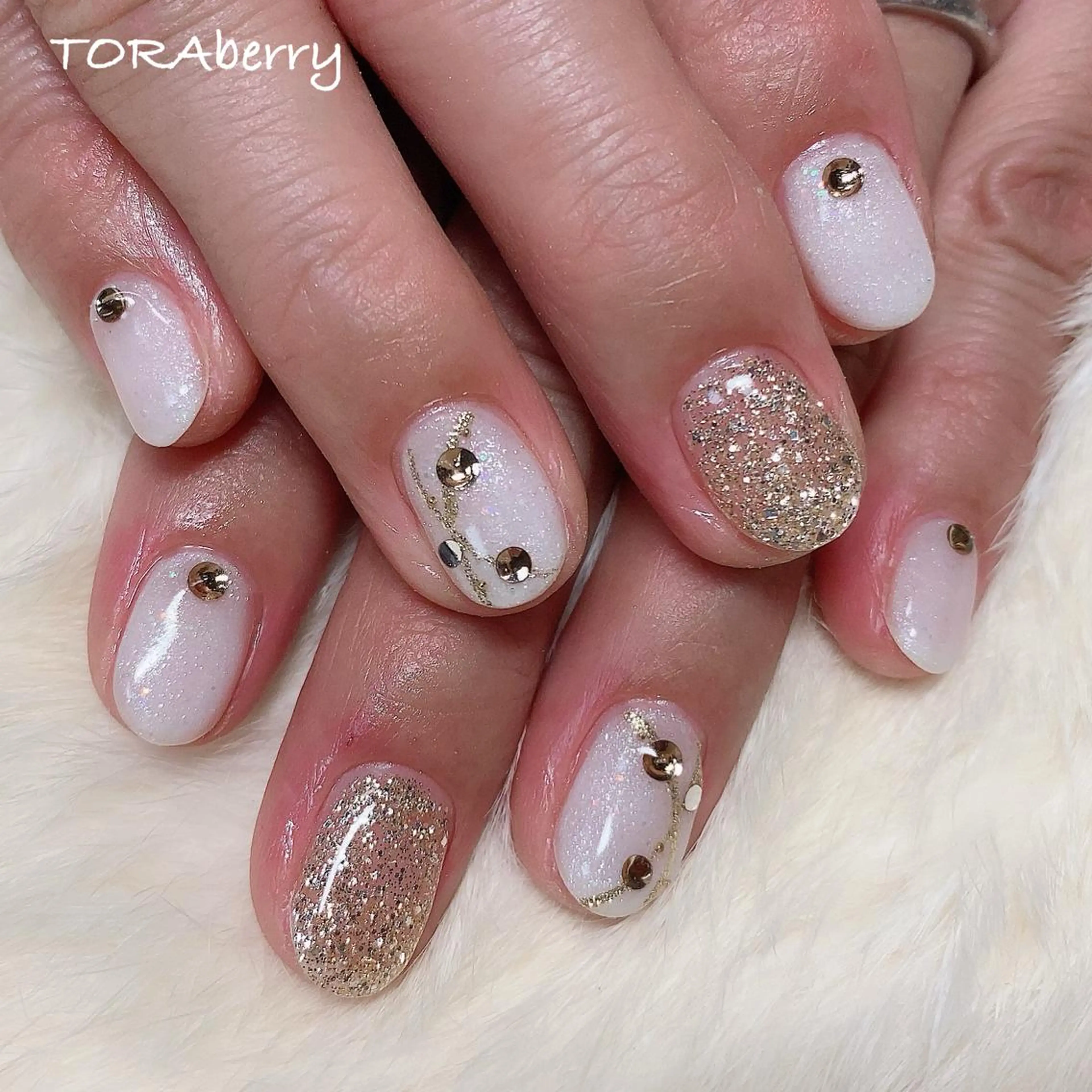 ネイル ハンドネイル ネイリスト なつみのネイルデザイン