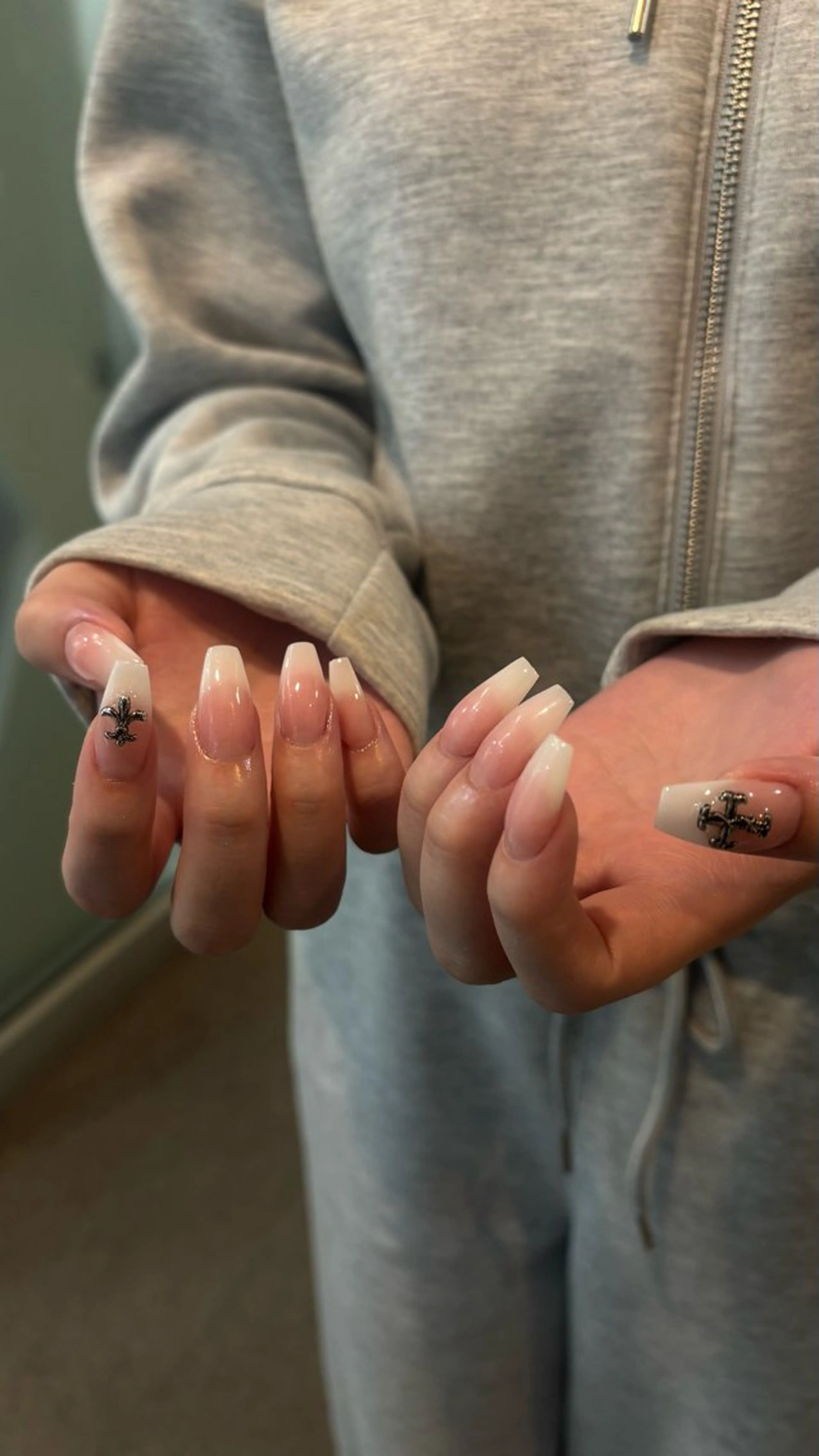 ネイル スカルプネイル ハンドネイル ヒラユ マリアのネイルデザイン