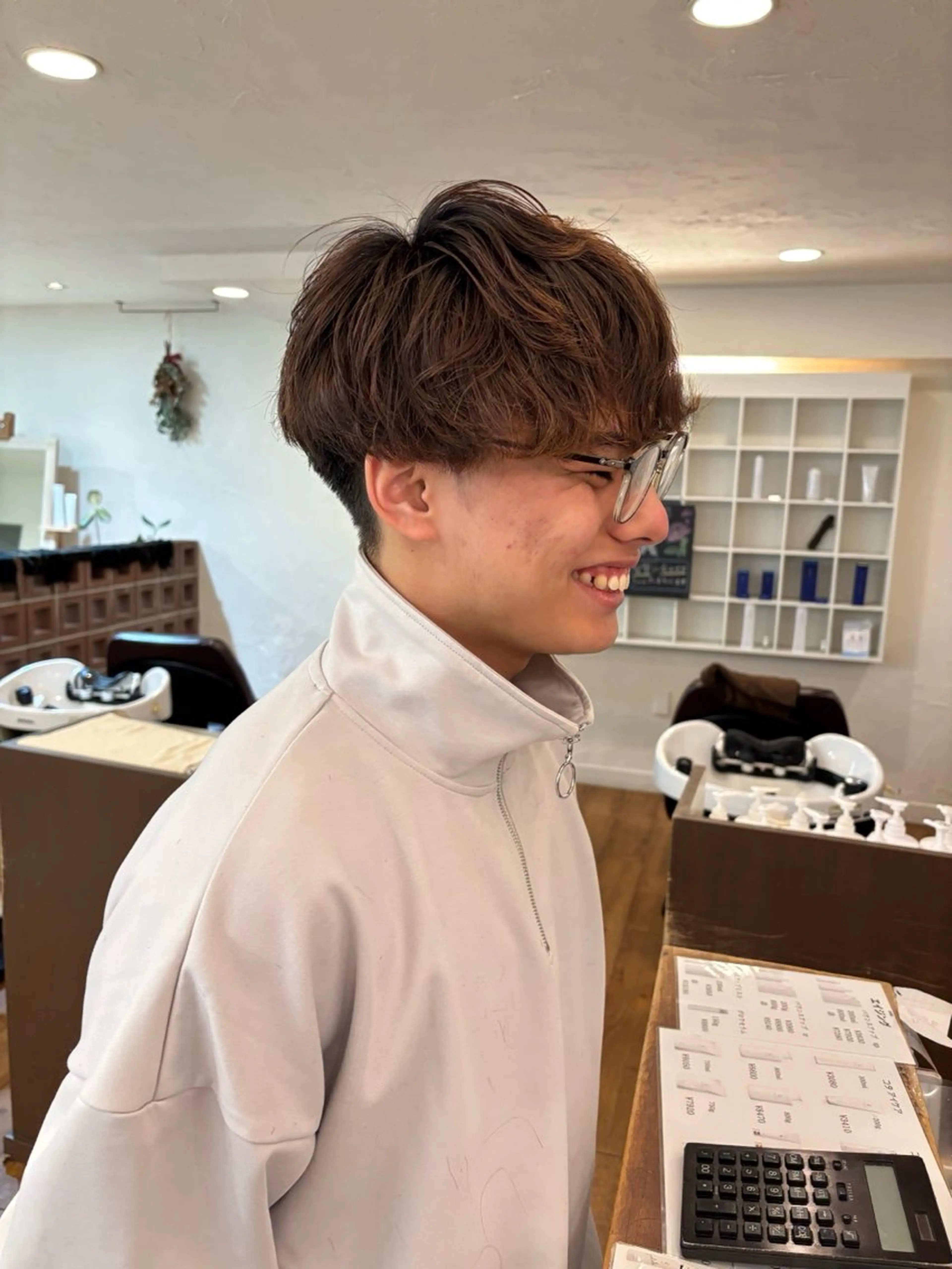 ショート パーマ メンズ 靏 美咲のヘアスタイル