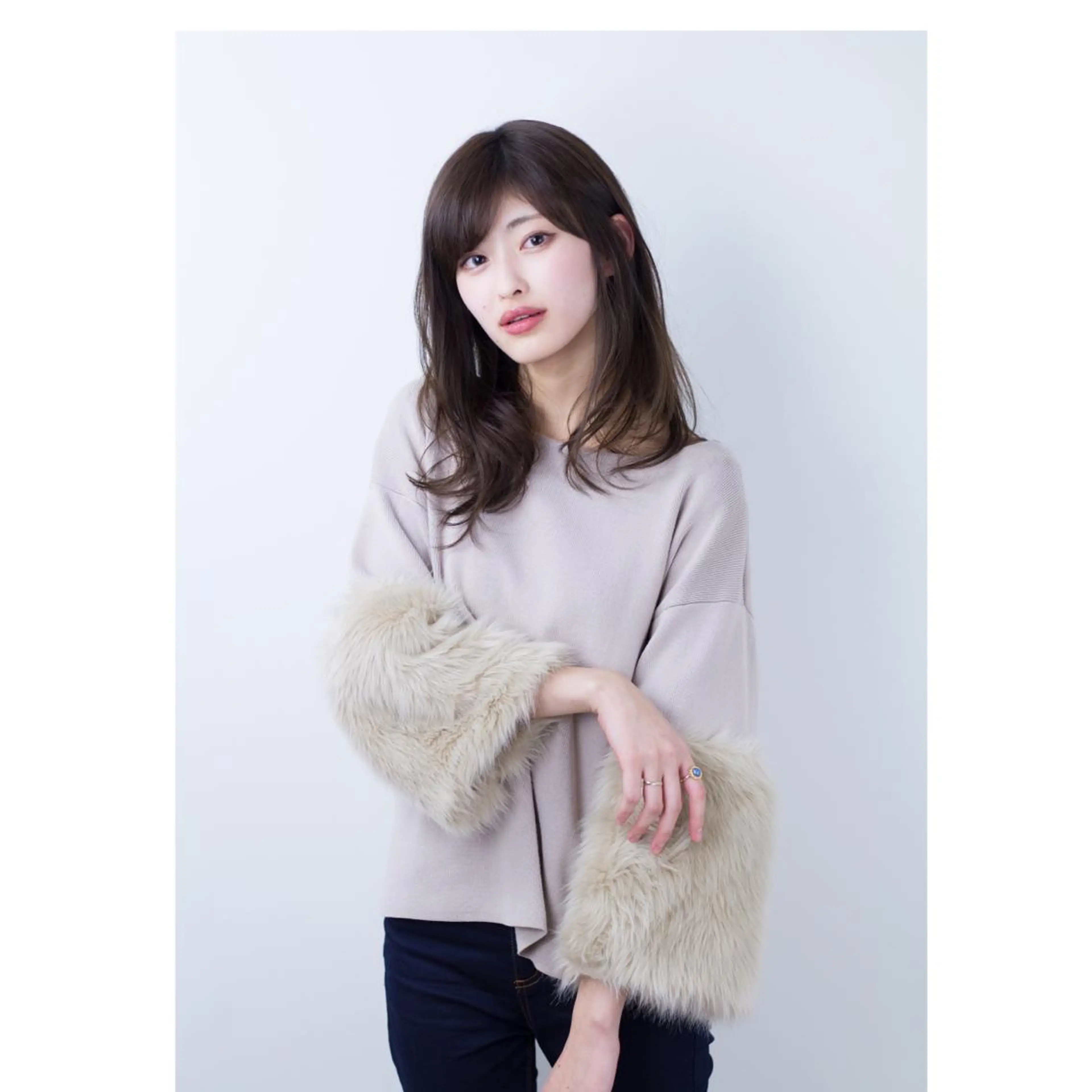 セミロング 森 海のヘアスタイル