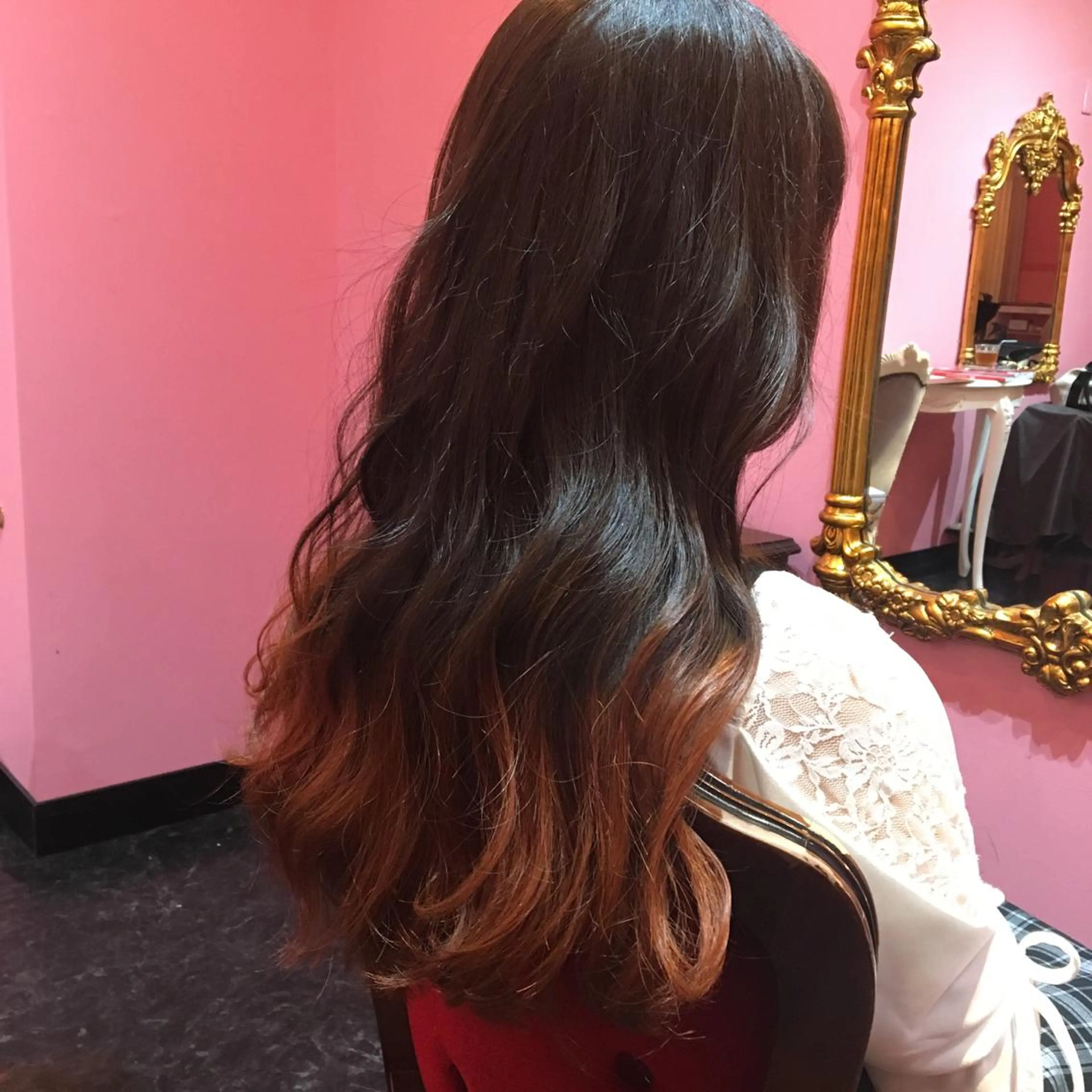 カラー グラデーションカラー 門岡 ひかるのヘアスタイル