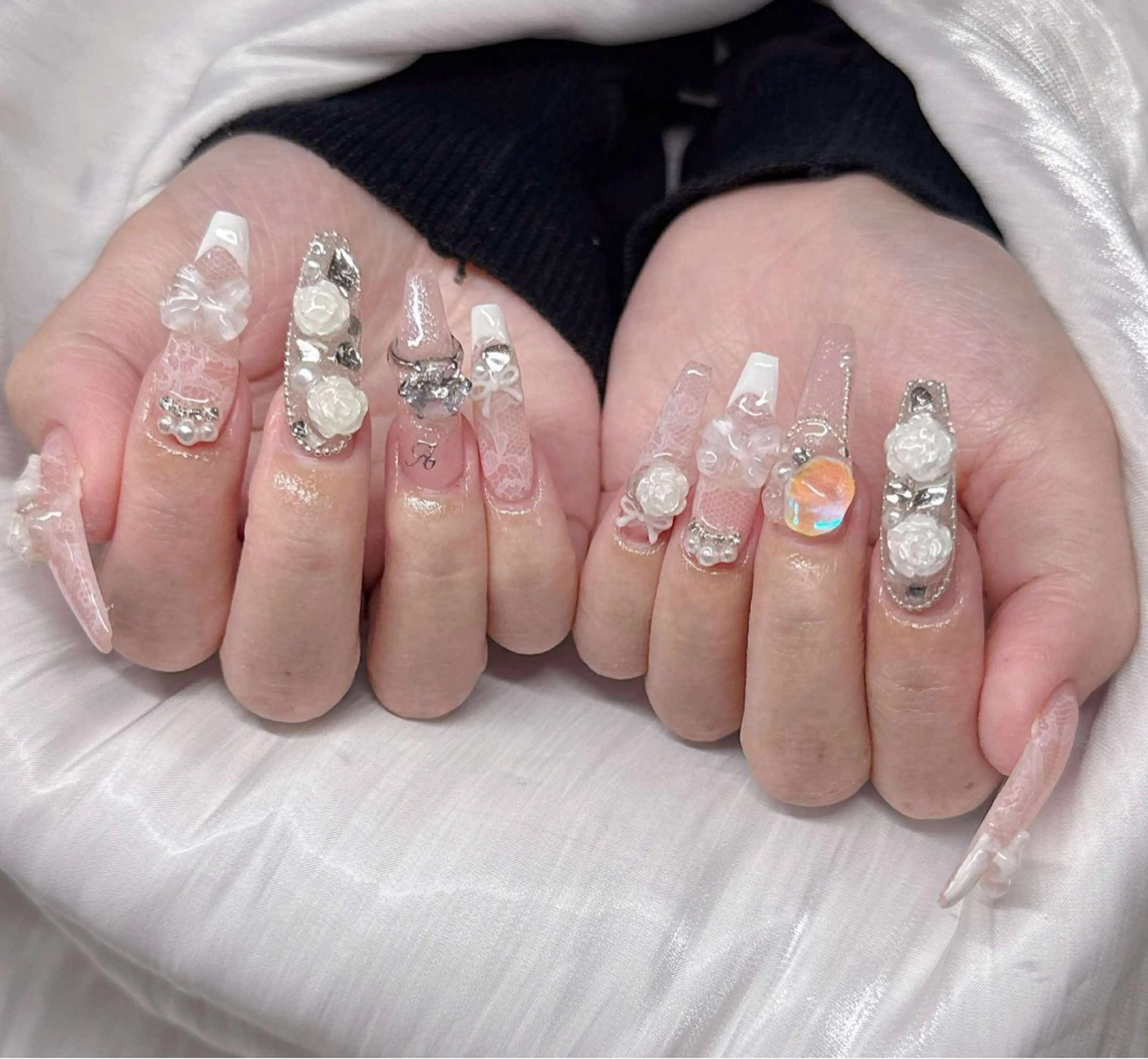 ネイル 長さ出し グラデーション 卒業式 キラキラネイル マグネットネイル ハンドネイル Lee Nailsのネイルデザイン