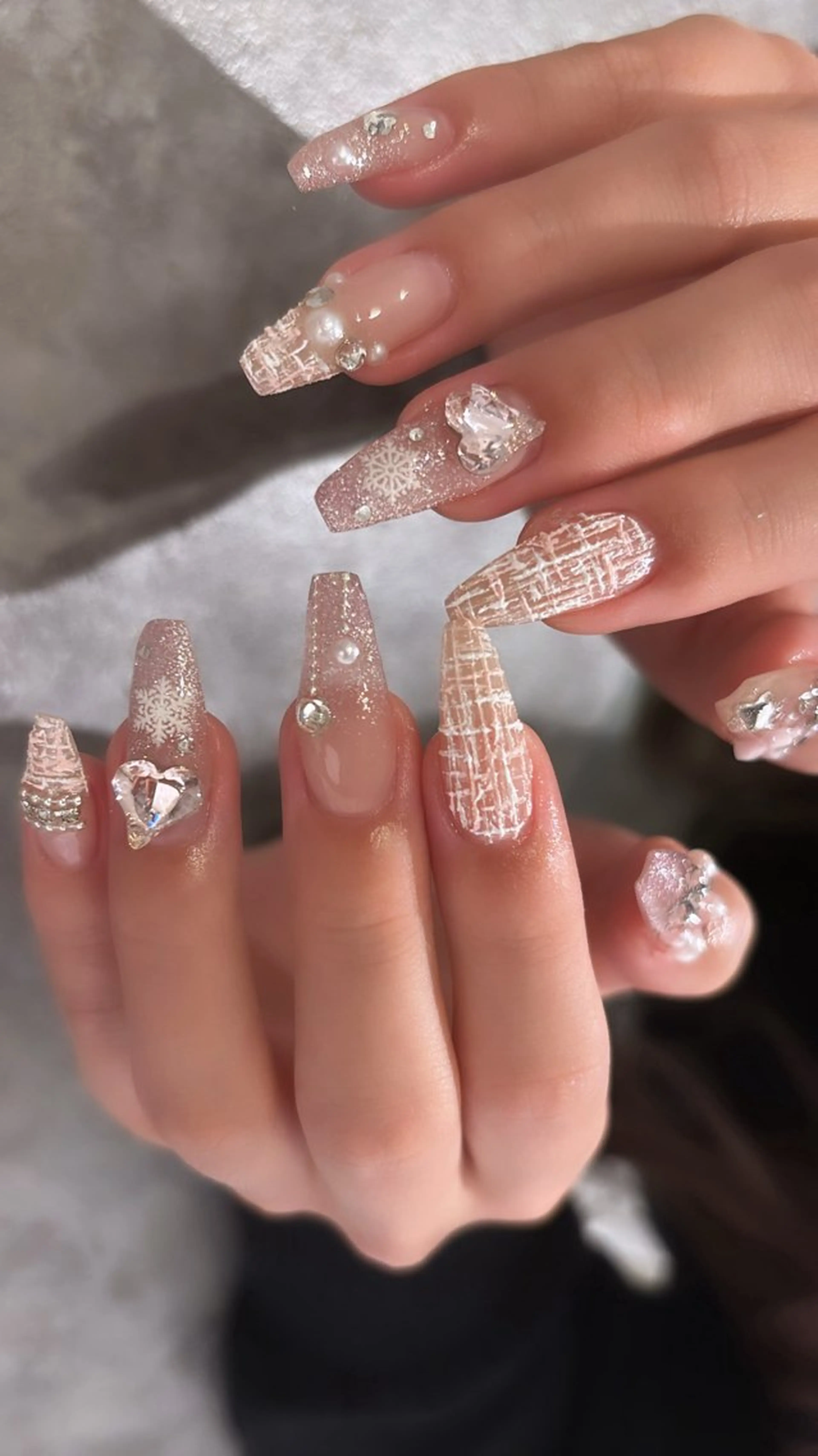 ネイル Mignon 、のネイルデザイン