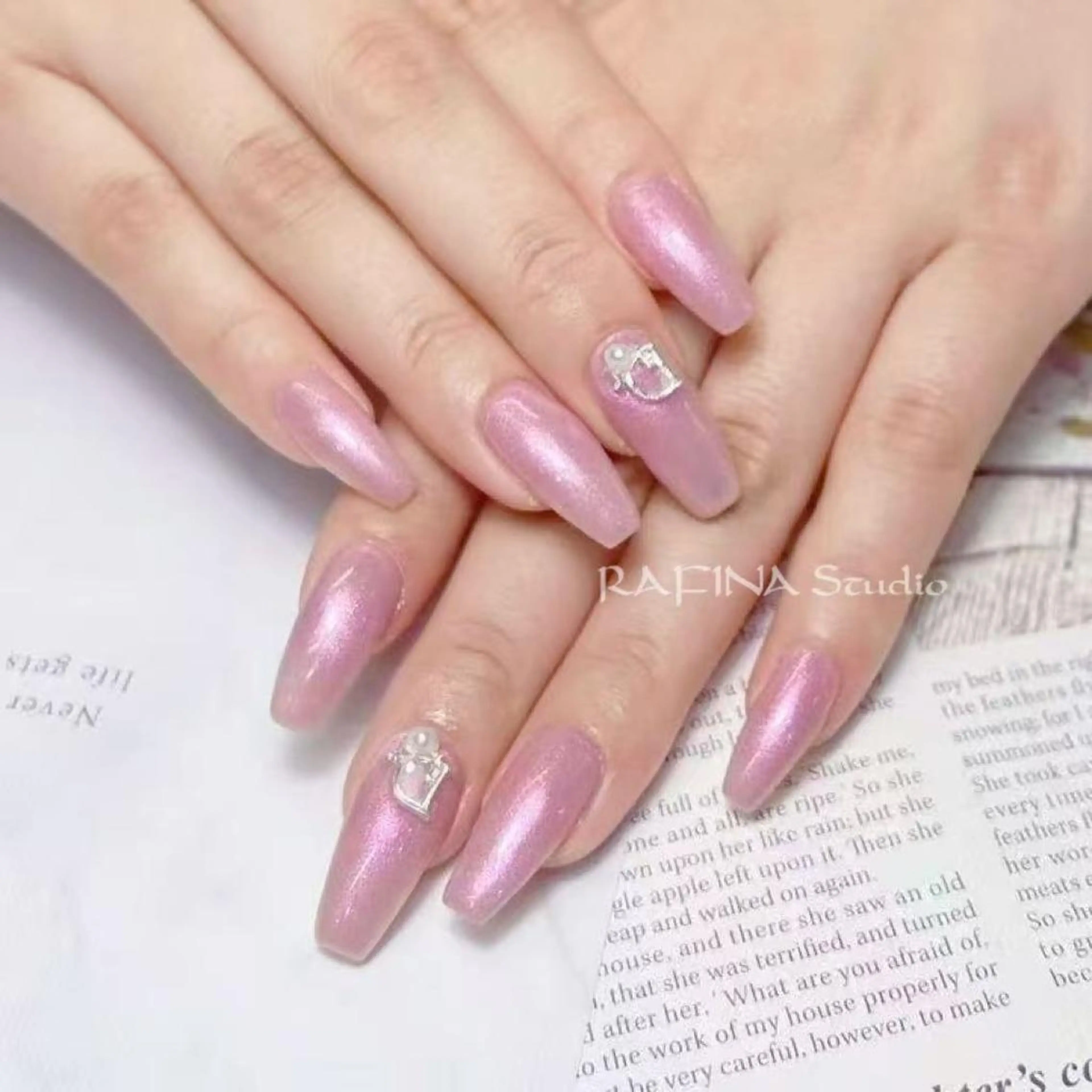 ネイル 桃香 Minaのネイルデザイン