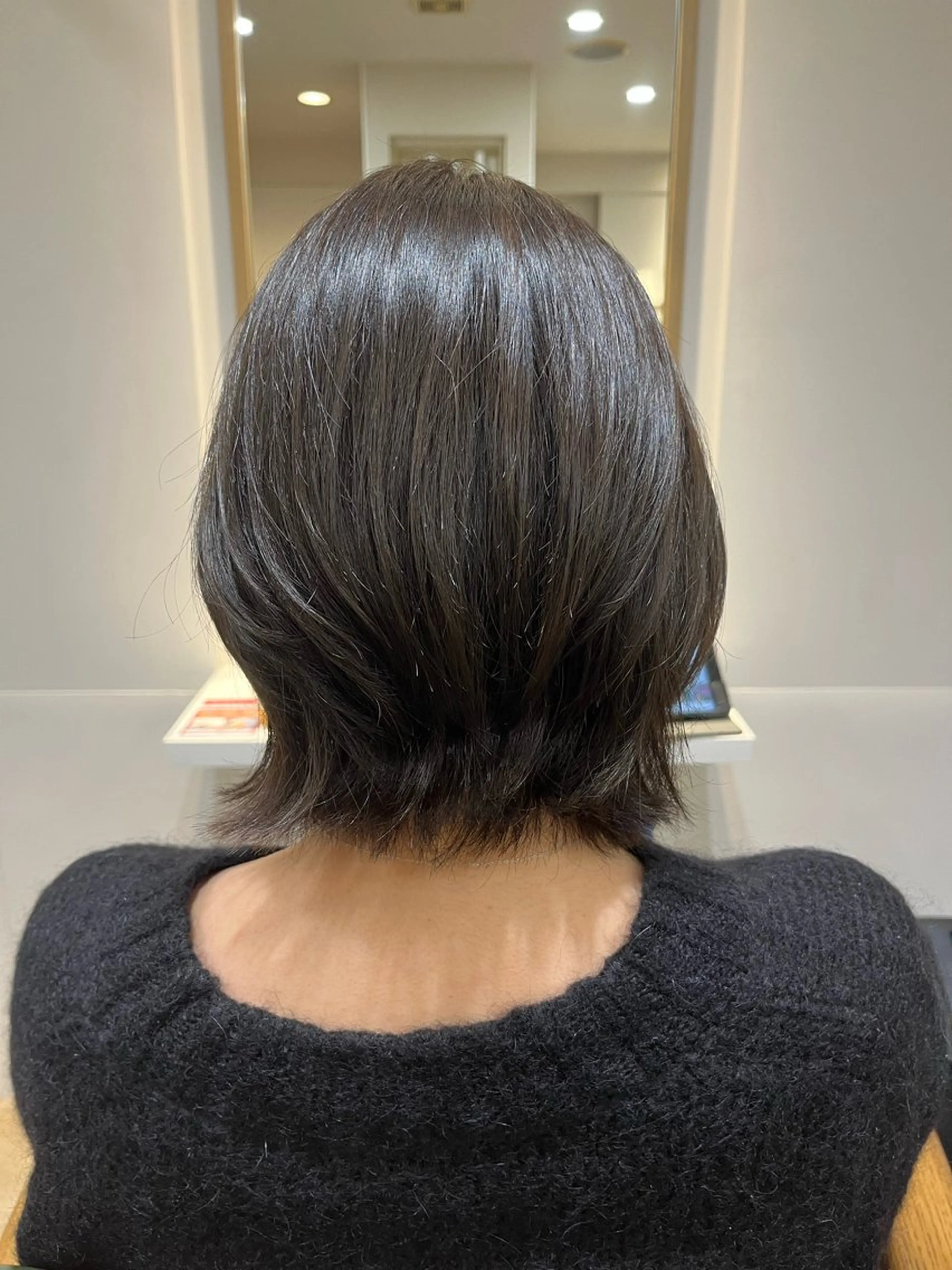 ショート 外ハネヘア 小鴨 美佳のヘアスタイル