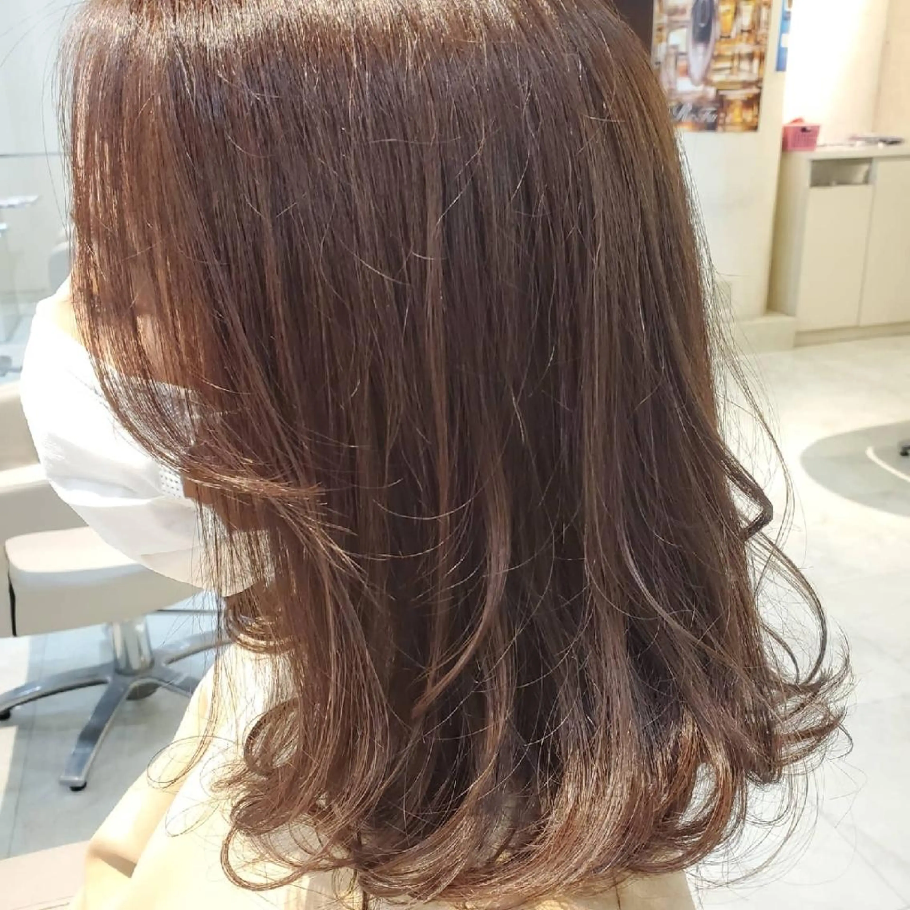 セミロング 韓国風ヘア カット ヘアカラー 浦川 敬太のヘアスタイル