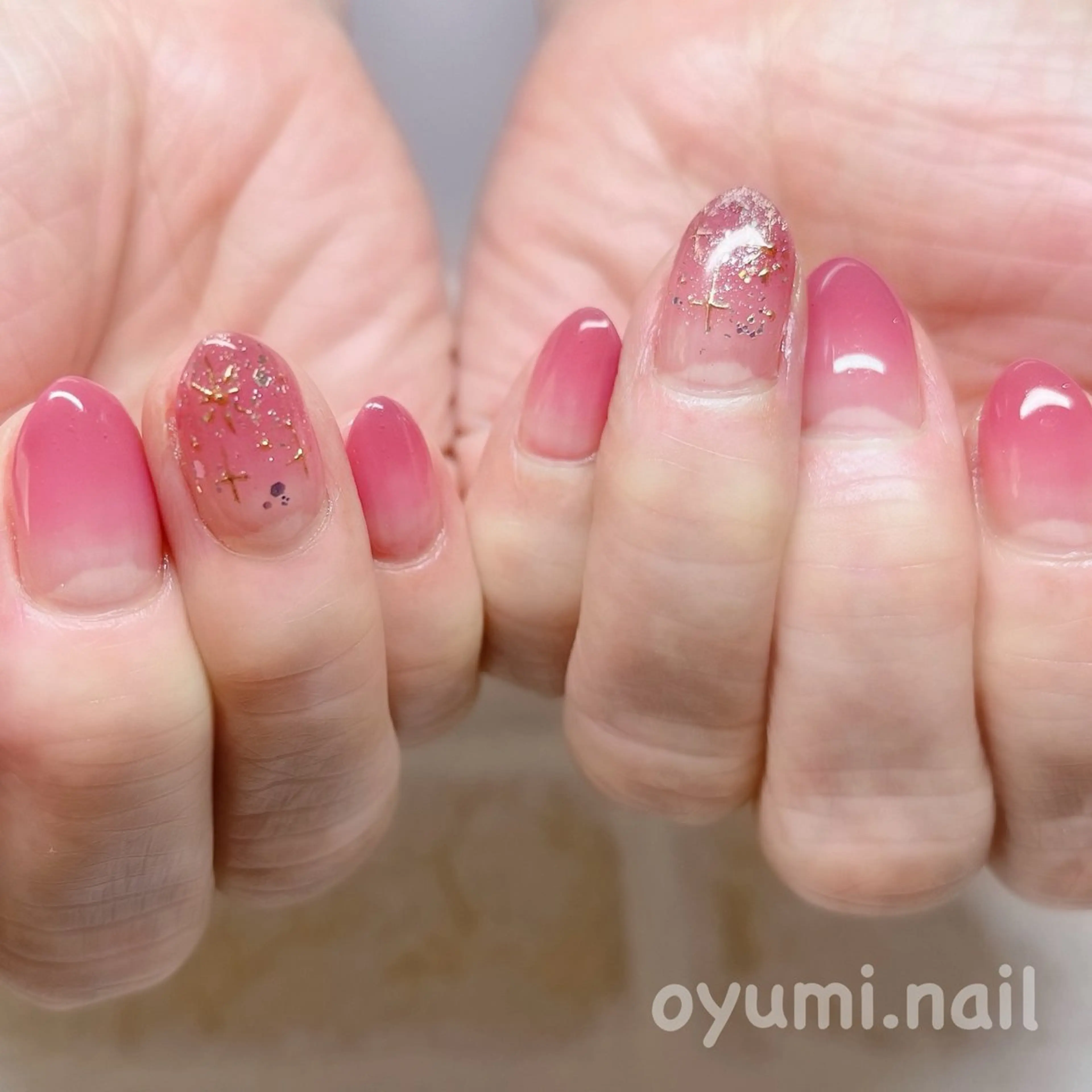 ネイル アートネイル ジェルネイル グラデーション ハンドネイル ハンドケア takanashi yumiのネイルデザイン