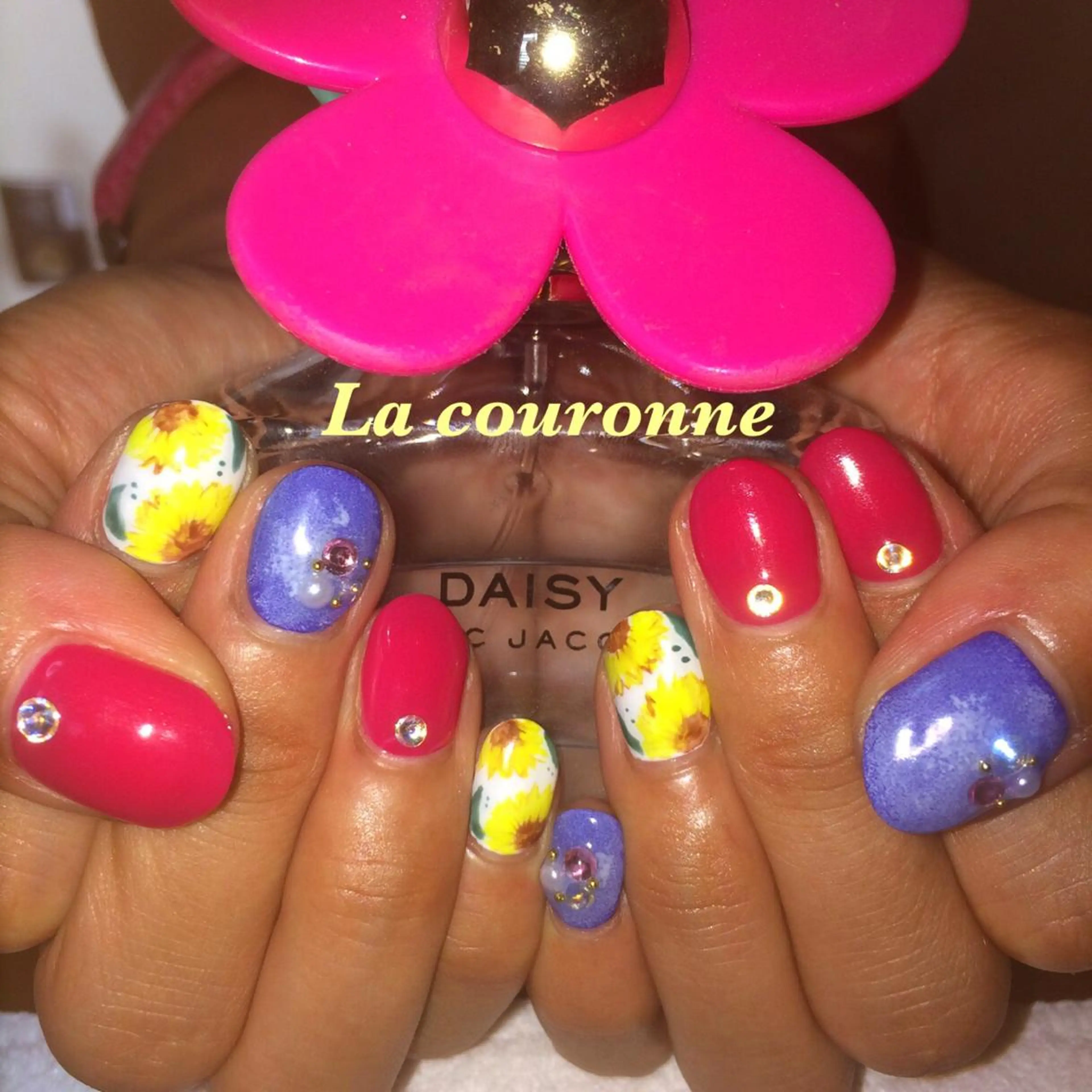 ネイル Lacouronne NATSUMIのネイルデザイン