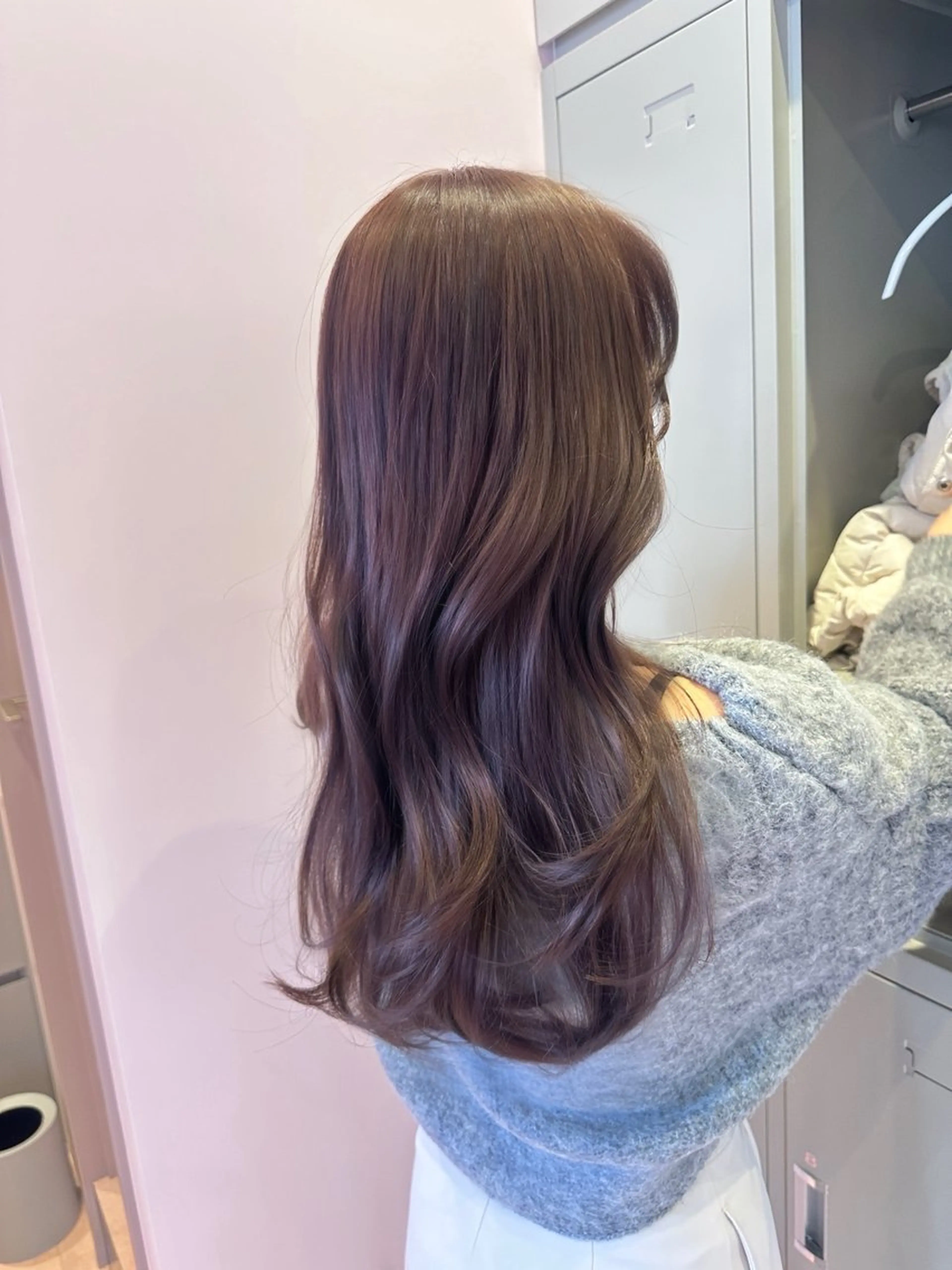 ロング ヘアカラー 透明感/艶カラー 💘Hanaのヘアスタイル