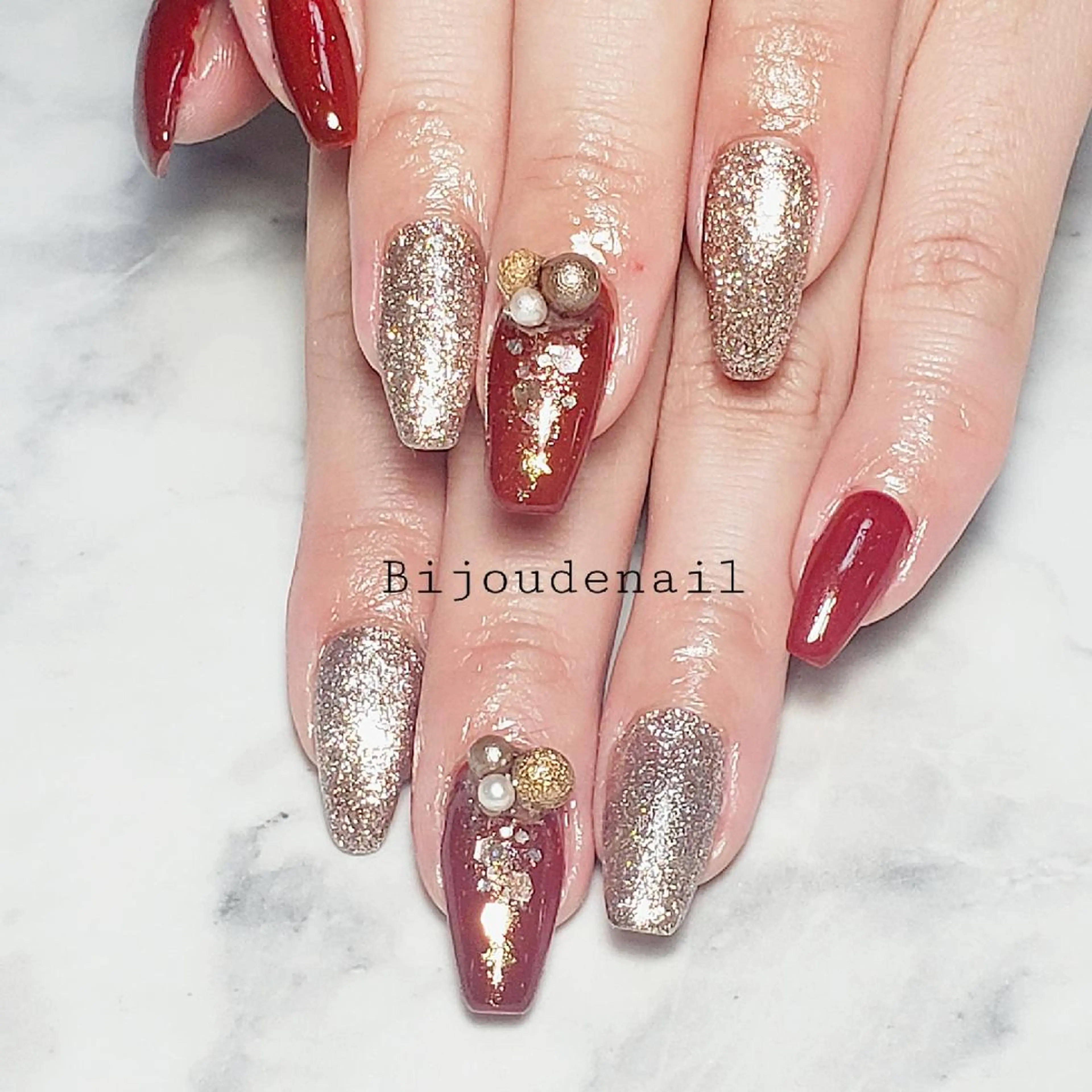 ネイル ビジュード ネイルのネイルデザイン