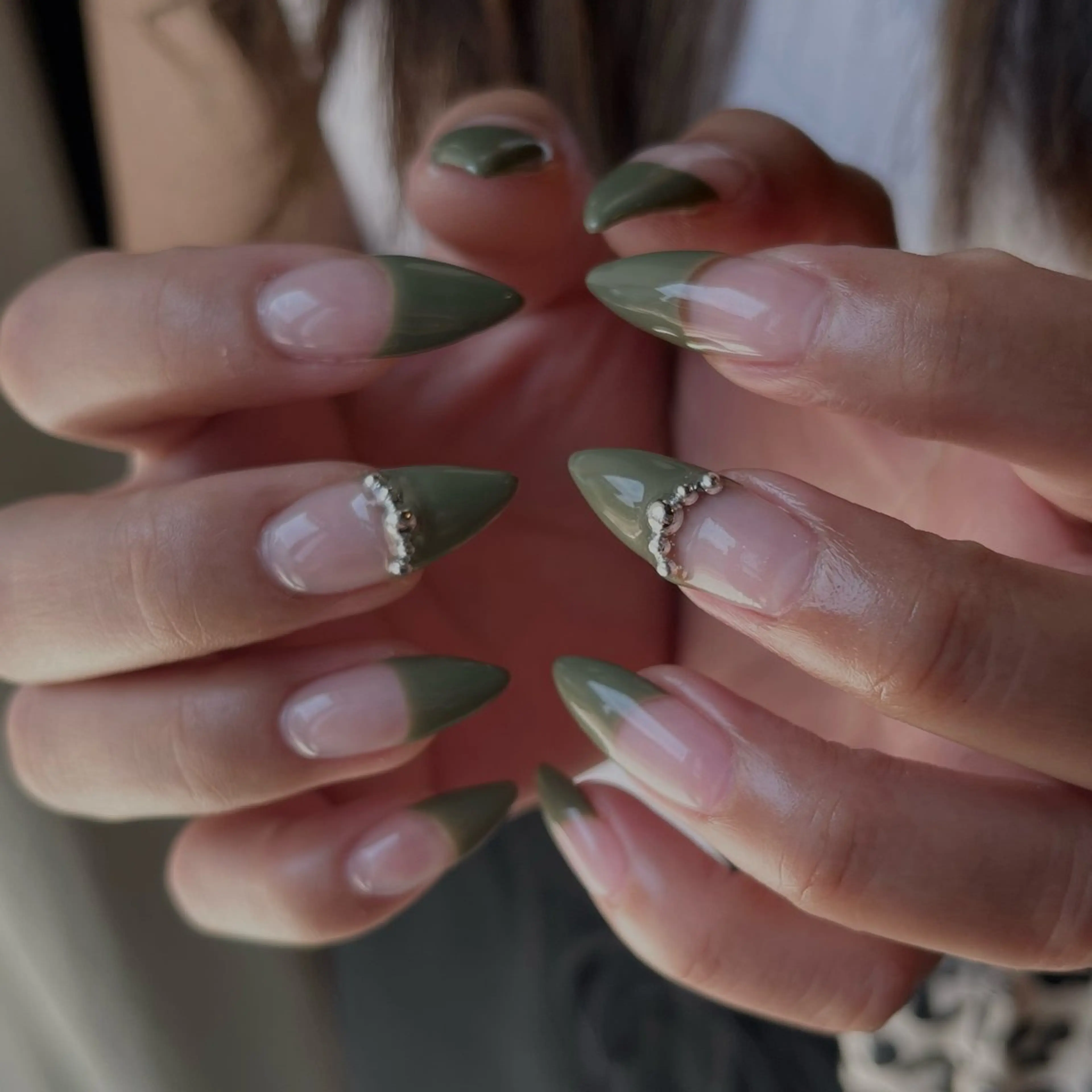 ネイル クリアネイル フレンチネイル aiu  ｱｲﾕｰ ちひろのネイルデザイン