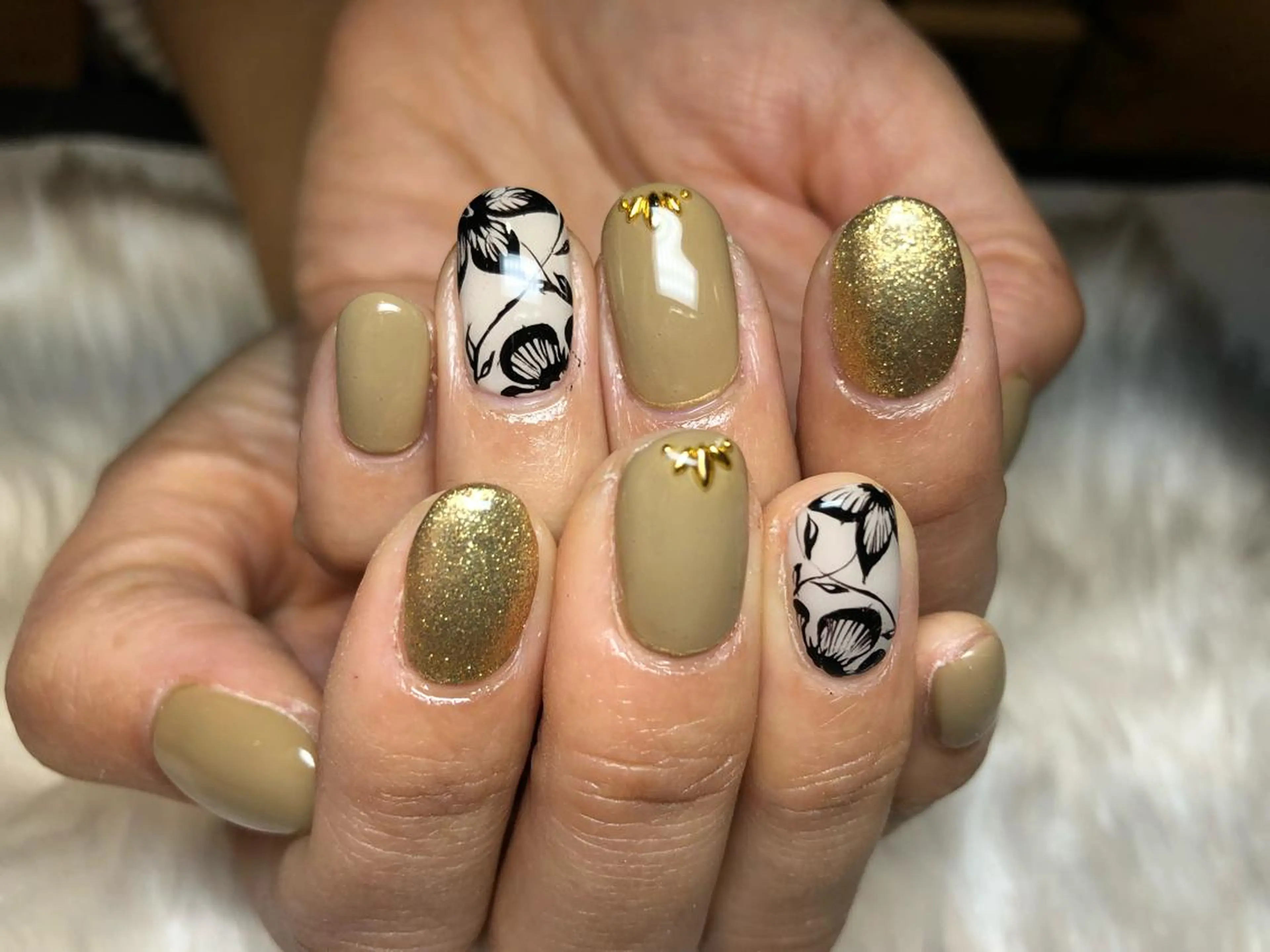 ネイル Li'leaNail AINAのネイルデザイン