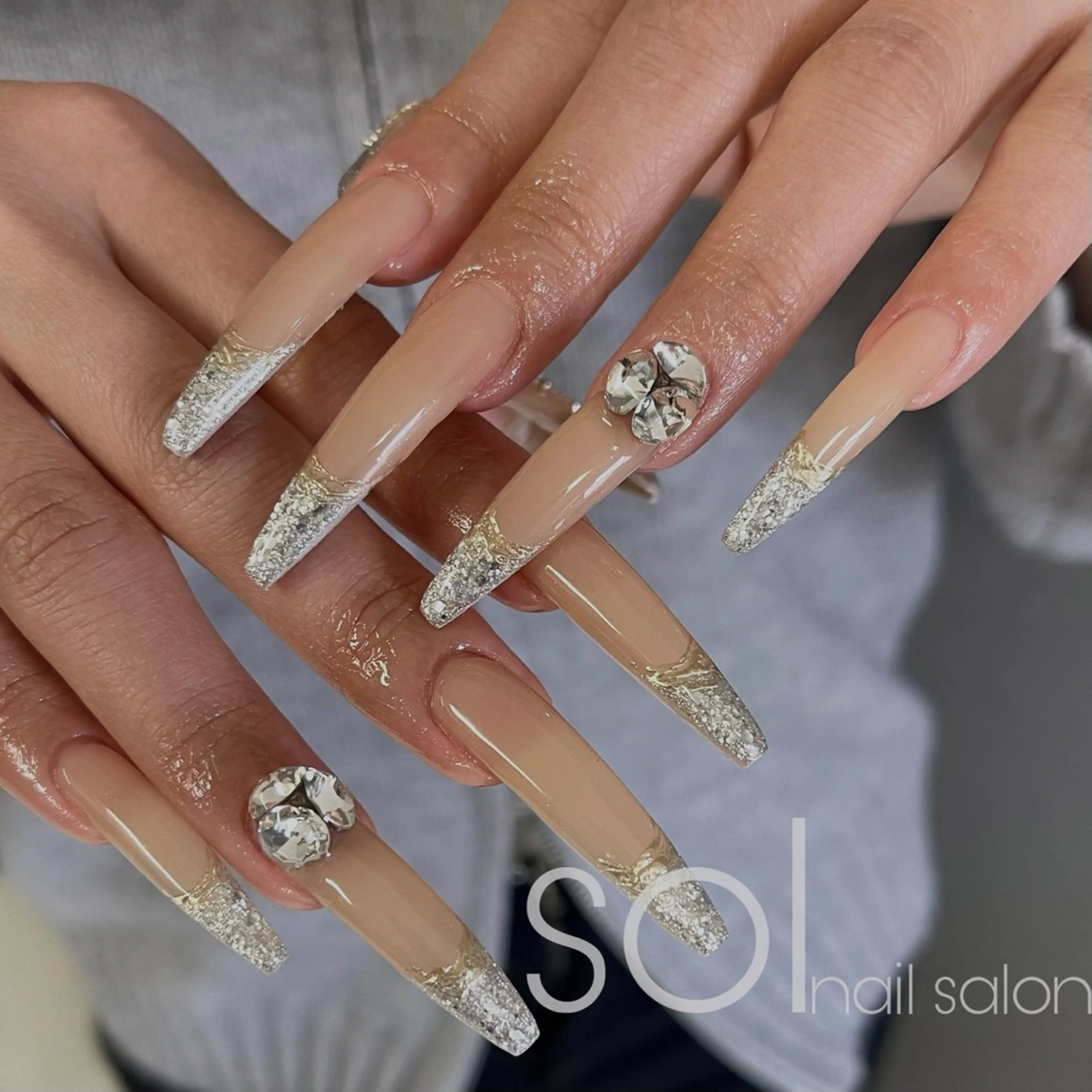 ネイル ハンドネイル sol manakaのネイルデザイン