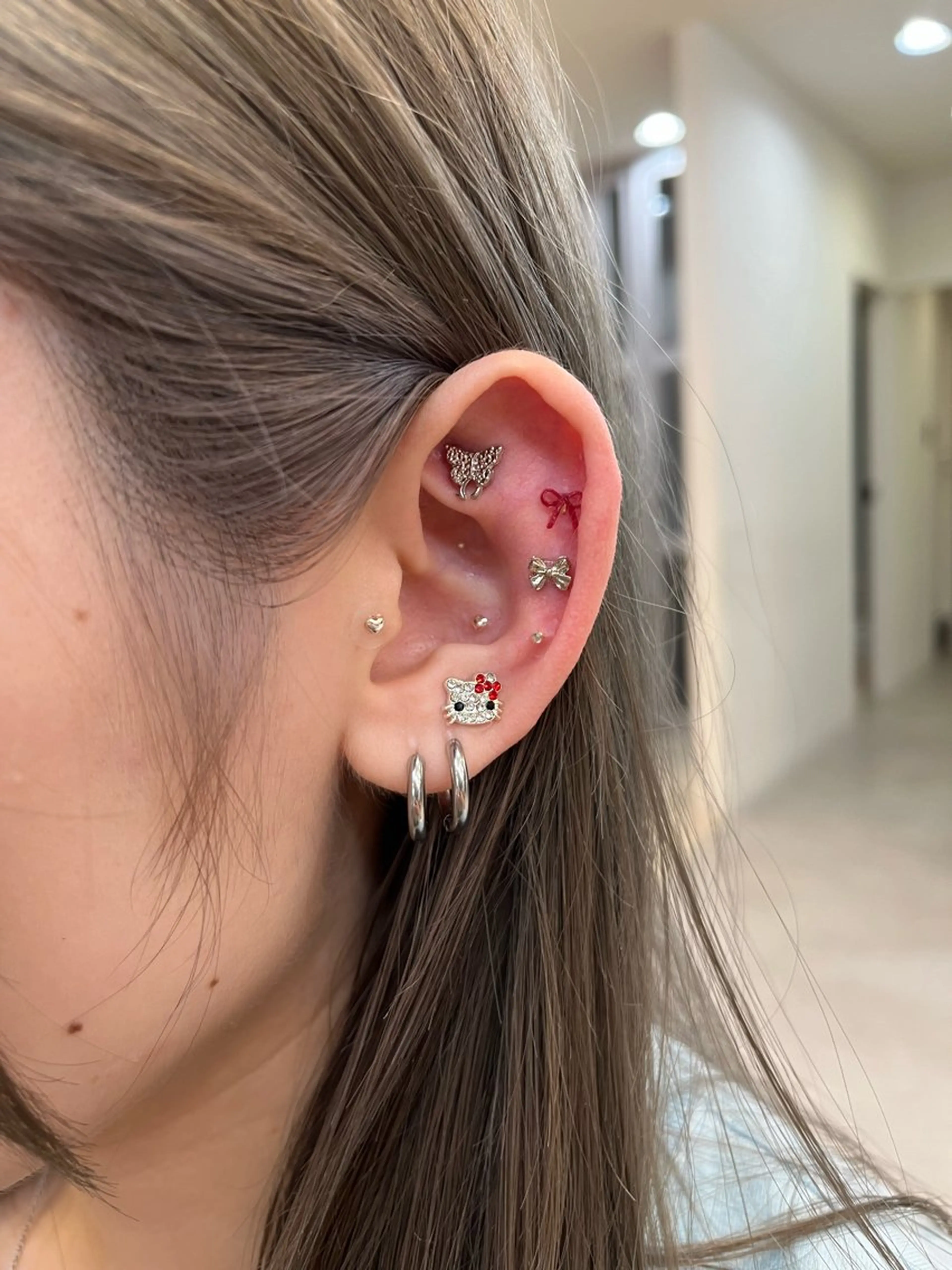 LUNA🌙韓国ヘア 🌙レイヤーカットのヘアスタイル