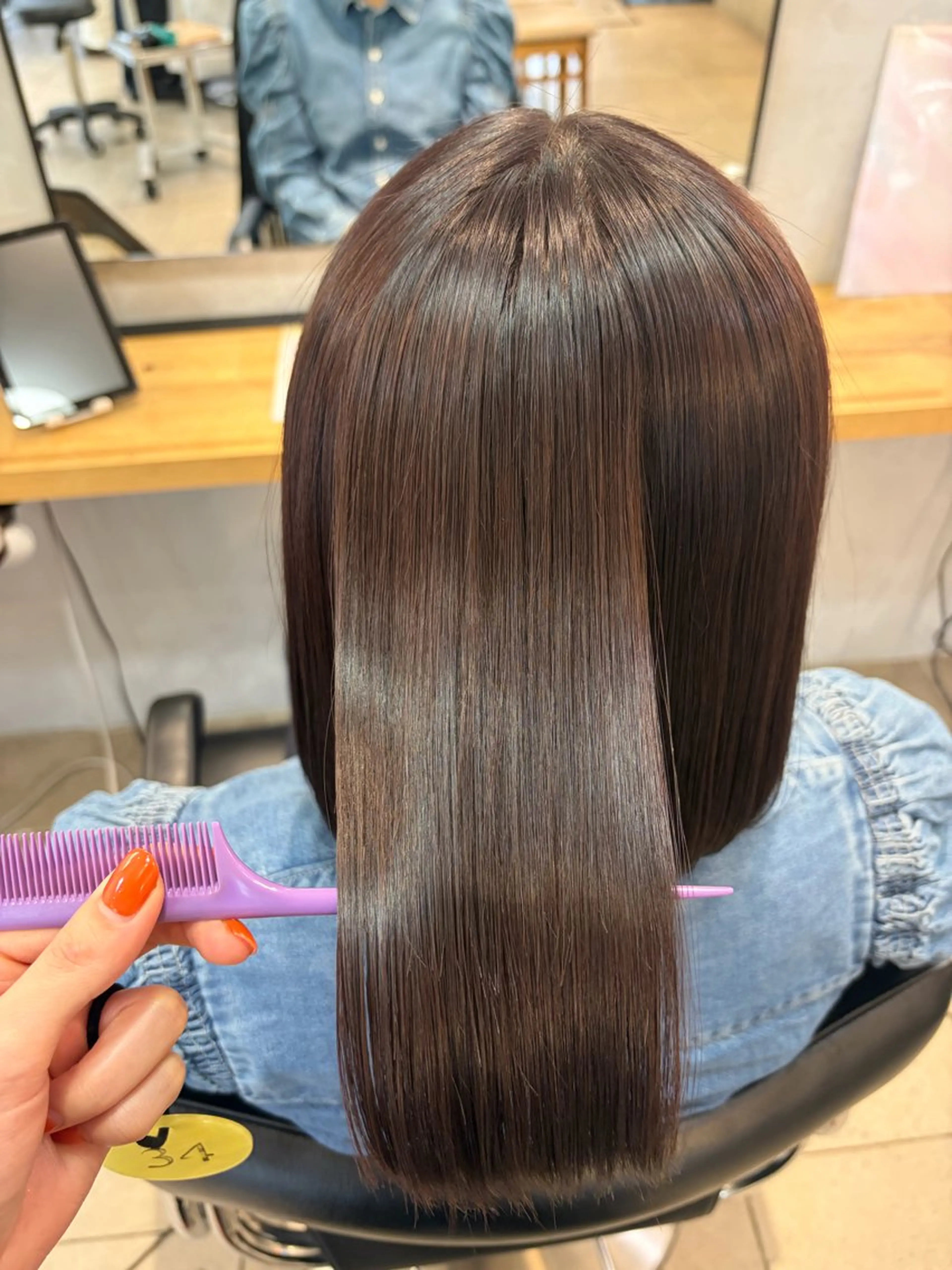 ショート カラー カット ヘアカラー 縮毛矯正 トリートメント ミルクティー× グレージュMOMOのヘアスタイル