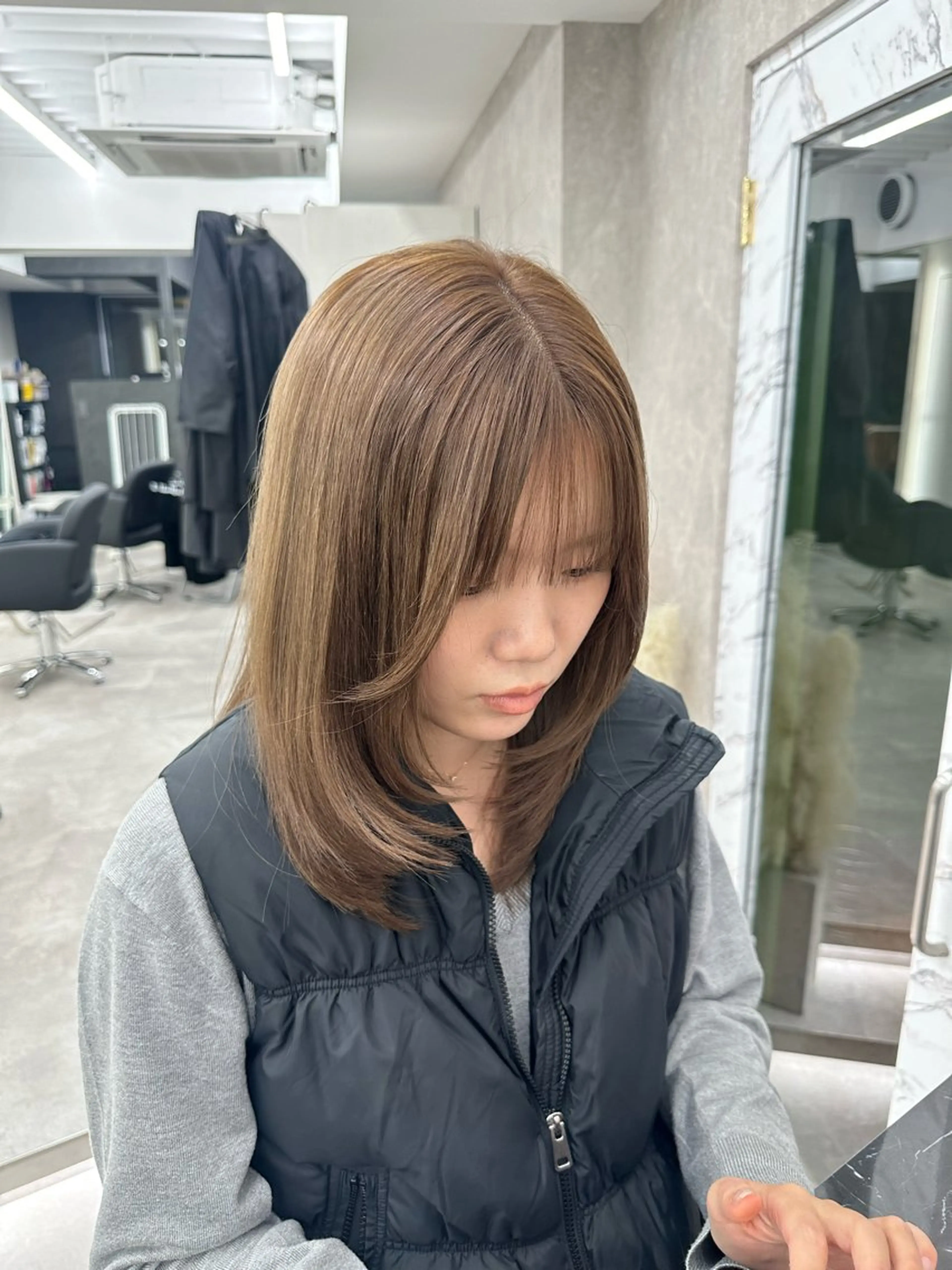 セミロング カラー 縮毛矯正/艶カラー /髪質改善/なんばのヘアスタイル