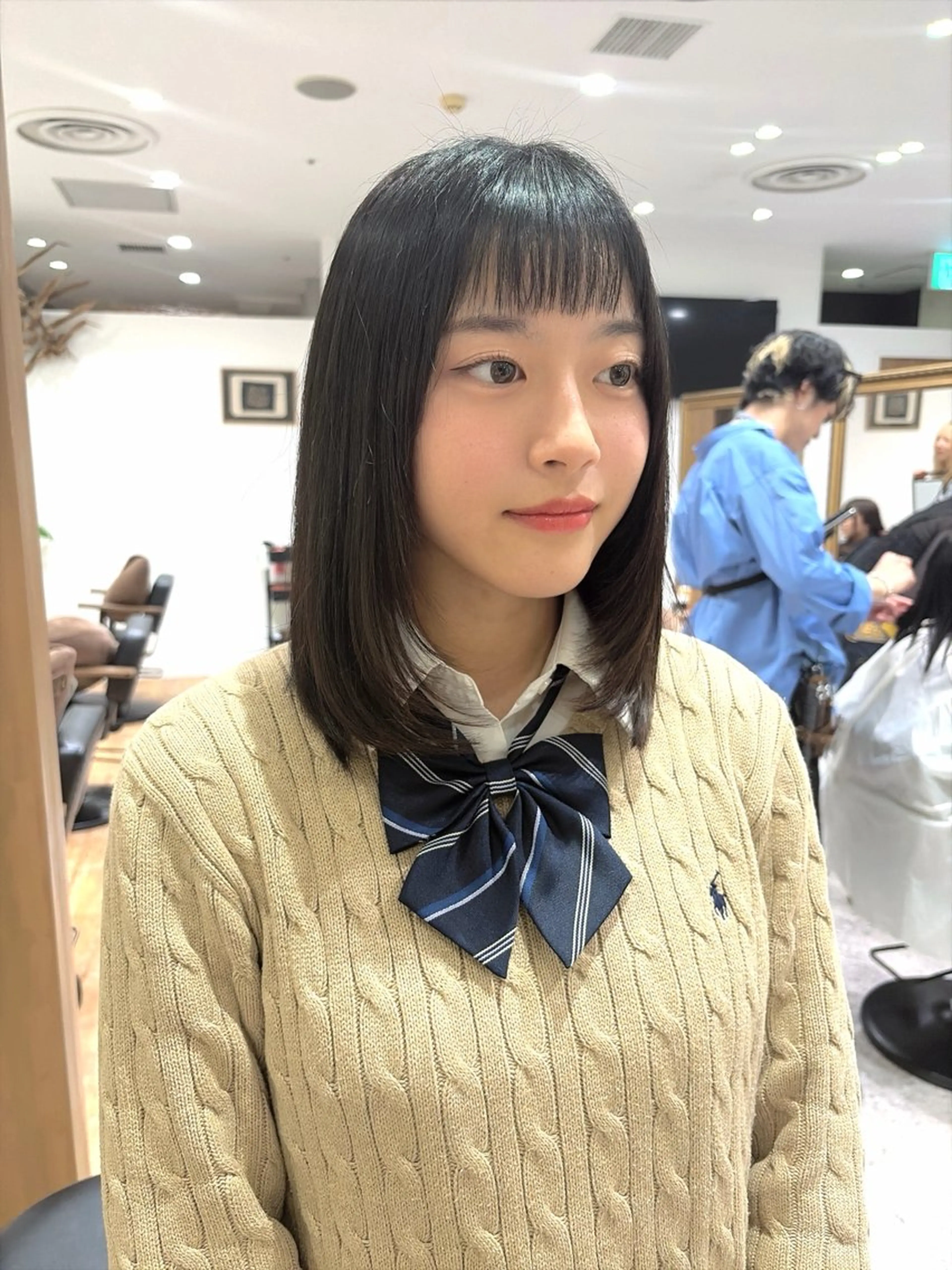 セミロング 顔周りカット カット 🕊髪質改善 ストレート🕊まいのヘアスタイル