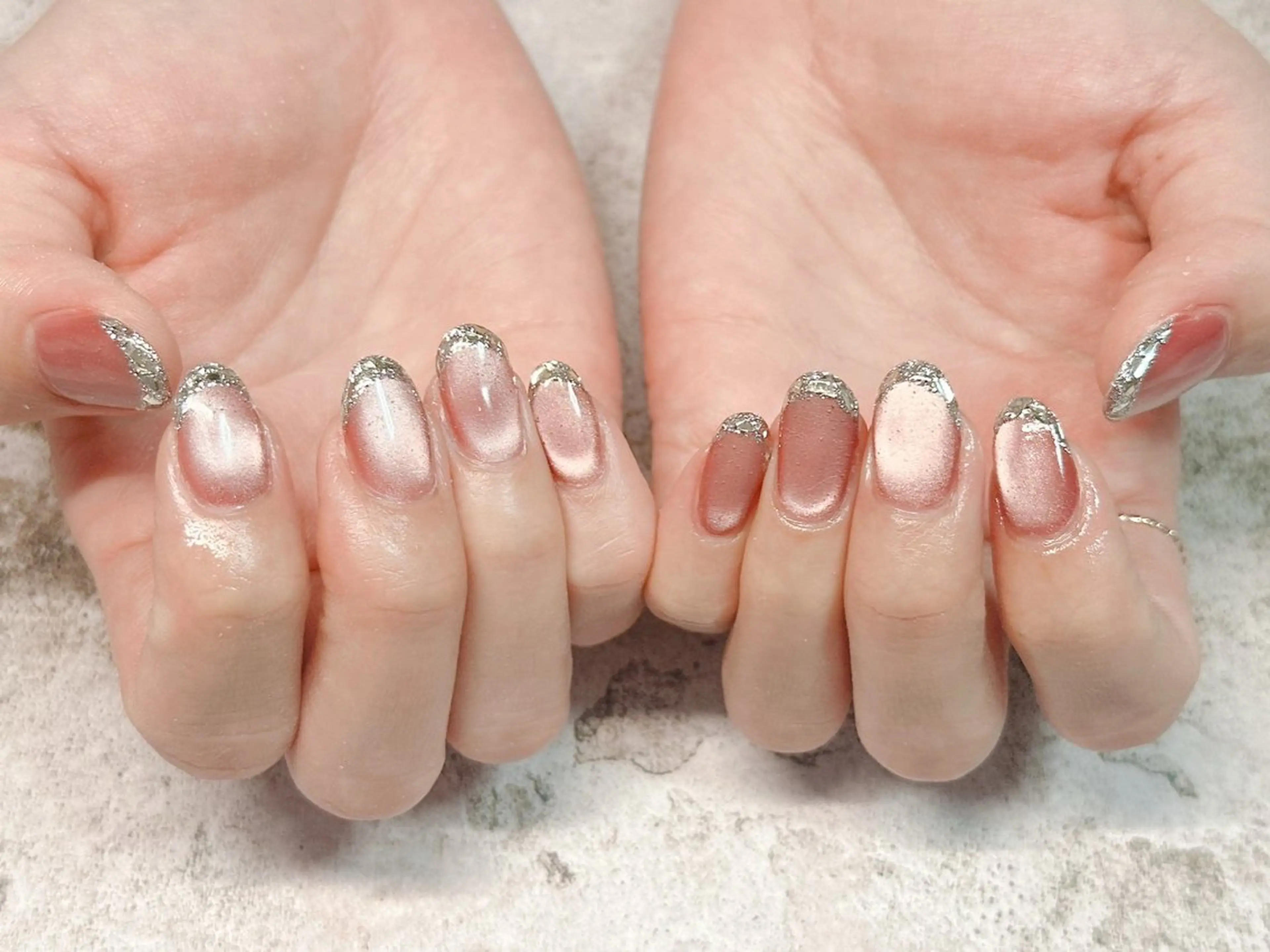 ネイル ハンドネイル パッチリオメメ Lianaのネイルデザイン