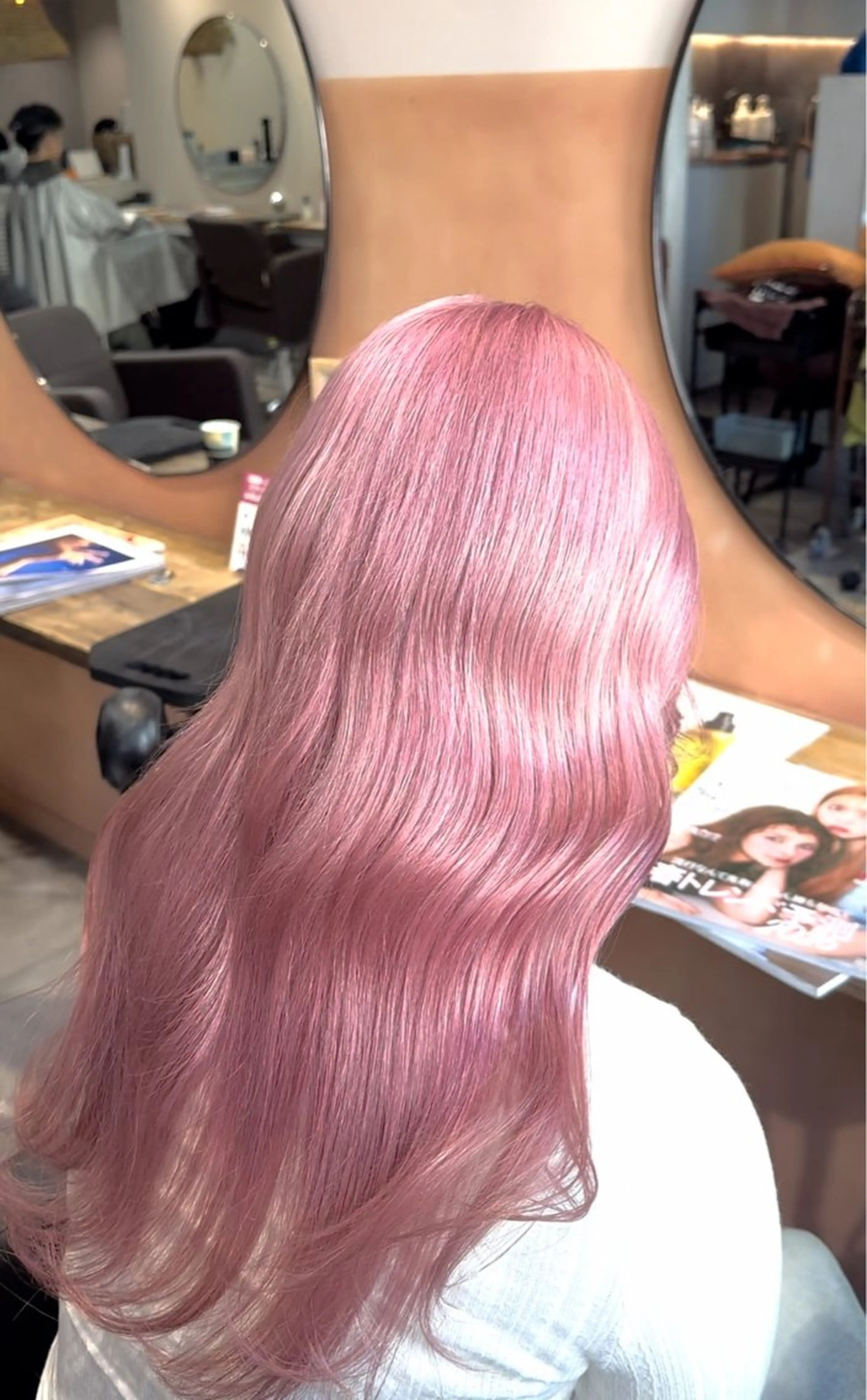 ロング カラー ブリーチ ピンクカラー カット ヘアカラー トリートメント yu-kiハイトーン /ブリーチ無しカラーのヘアスタイル