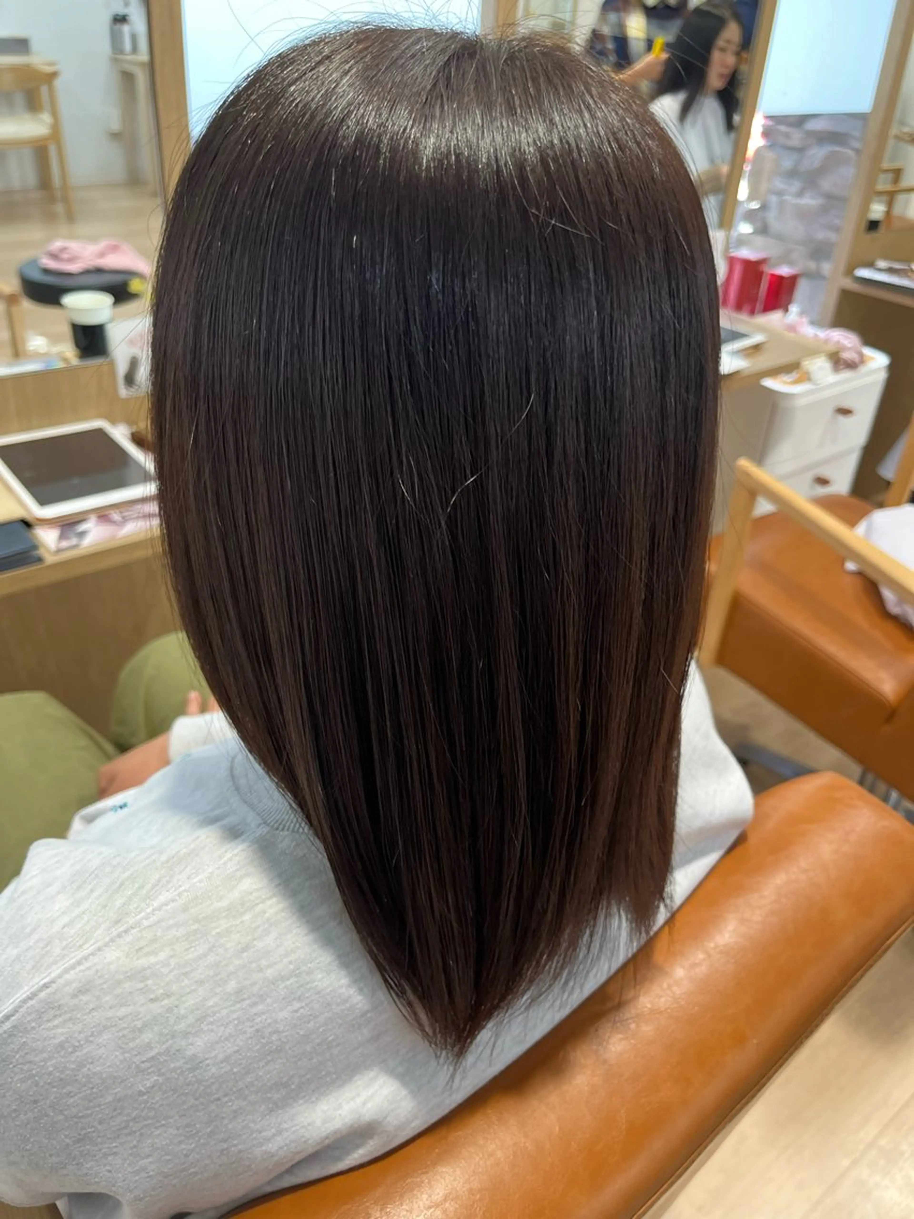 カラー ブリーチ ブラウンカラー ブリーチなしカラー 金山/栄 伊藤菜々夏のヘアスタイル