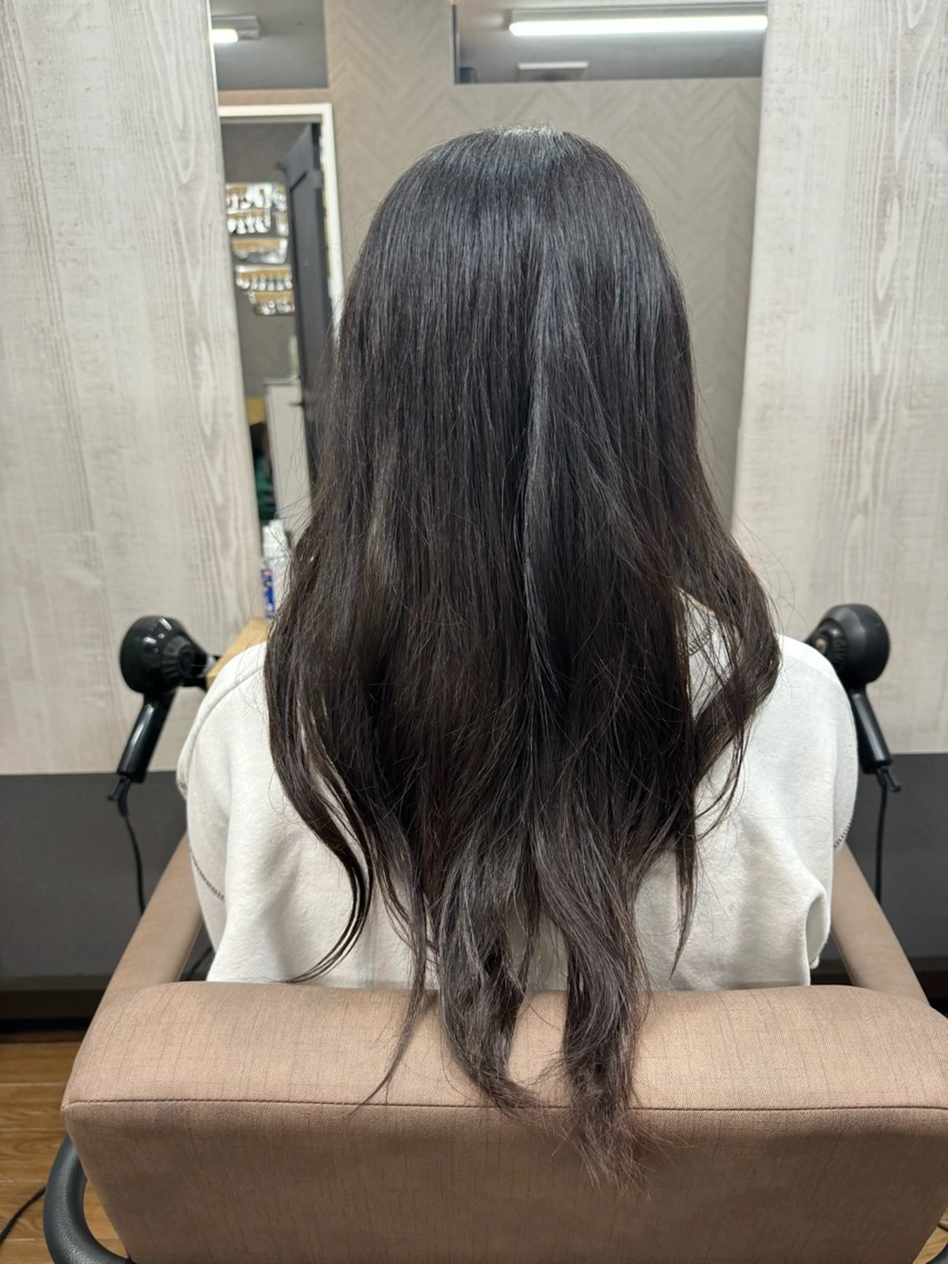 ロング アッシュ アッシュブラウン カット ヘアカラー トリートメント TELA HAIR 幕張本郷店　千尋のヘアスタイル