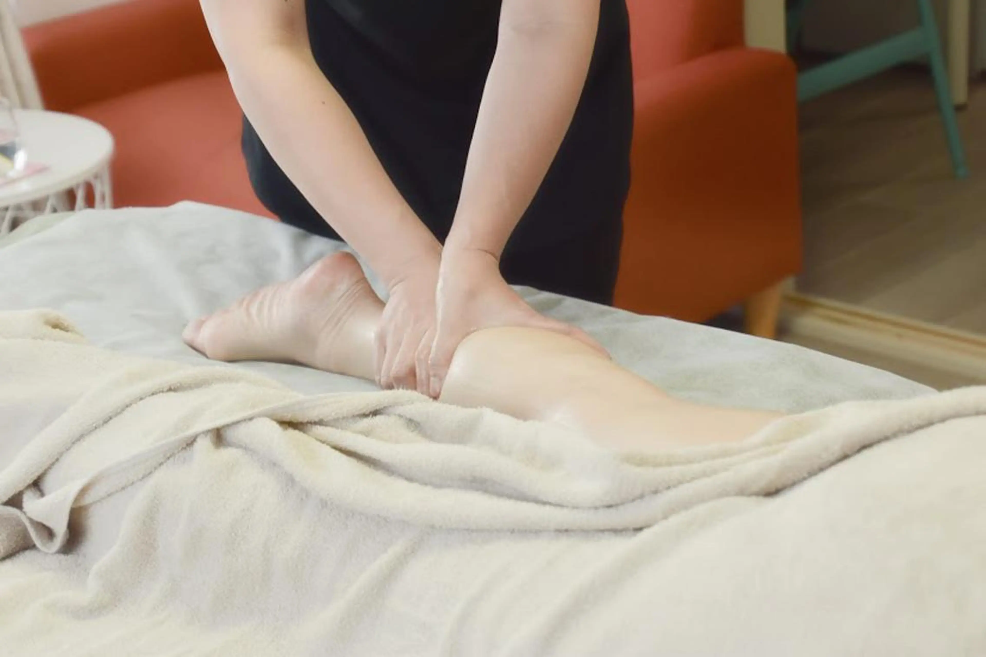 サイズダウン(痩身)コース　マシン＆ハンドケアの写真