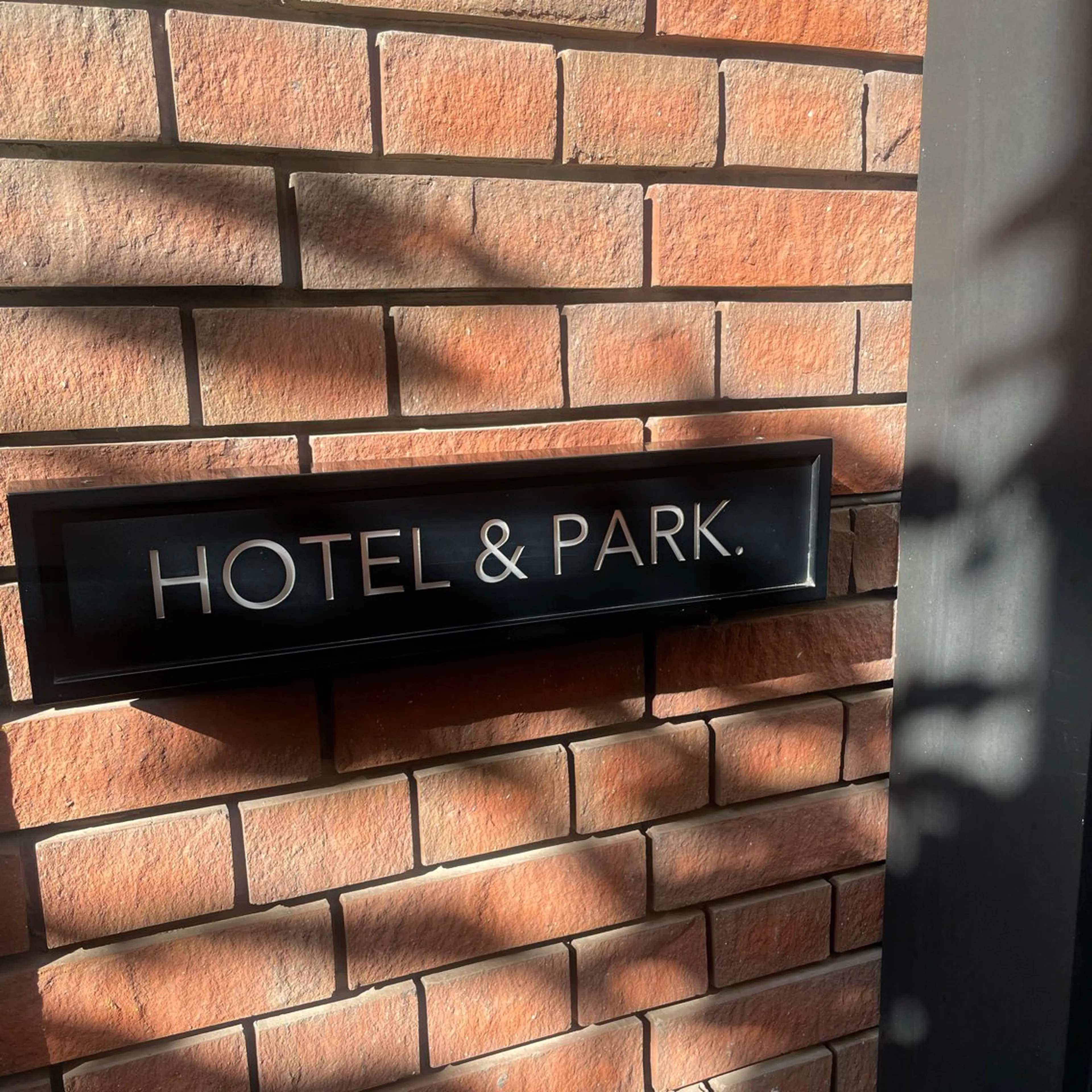 HOTEL&PARK . ワックス脱毛のエステ・リラクイメージ